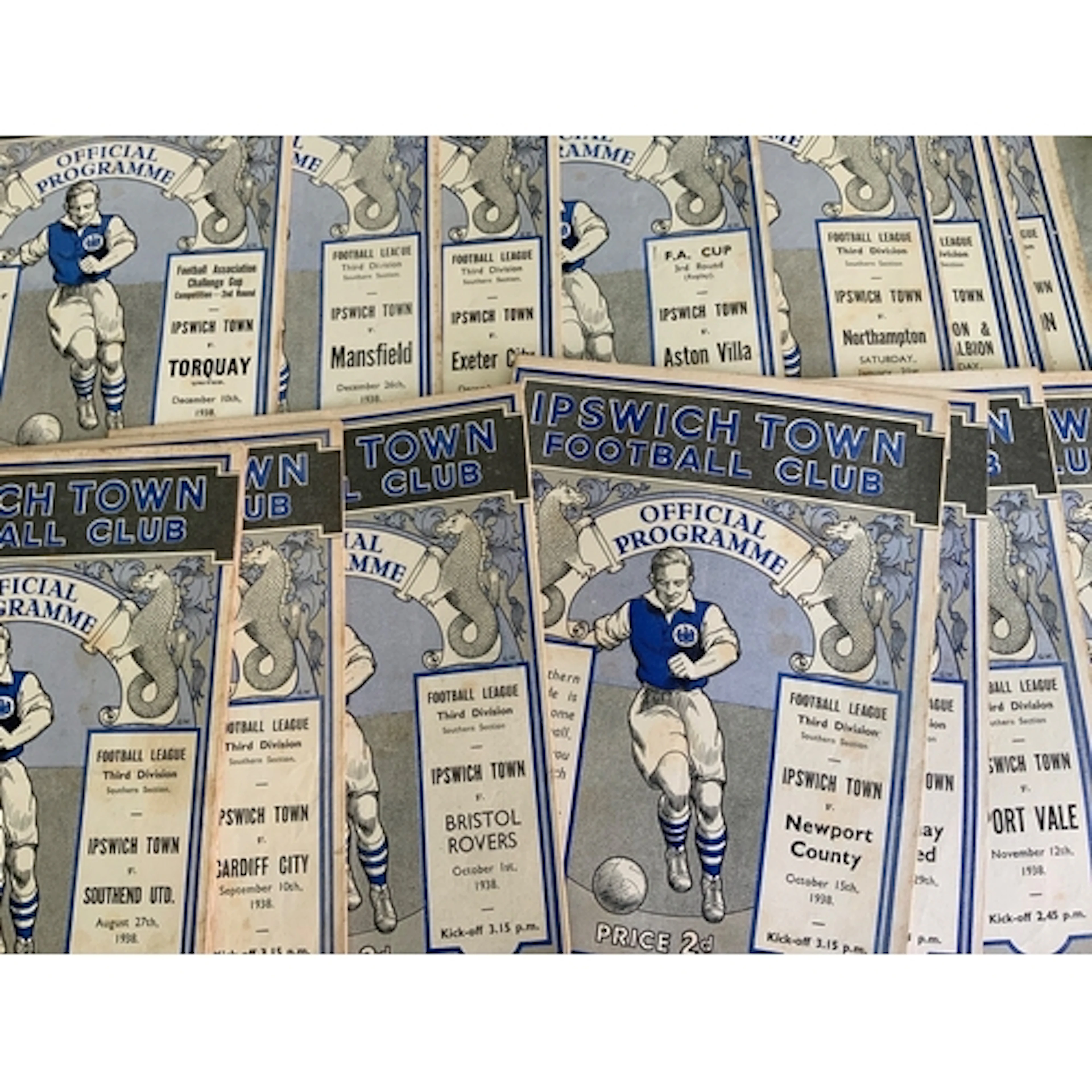 38/39 Ipswich Town Home Football Programmes: 21 home program...