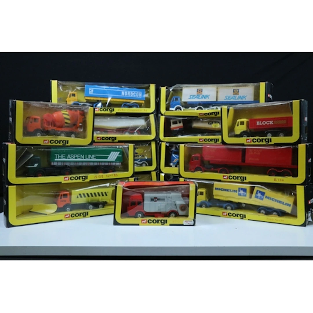 15 Boxed Corgi commercial diecast models to include 4 x 1108...