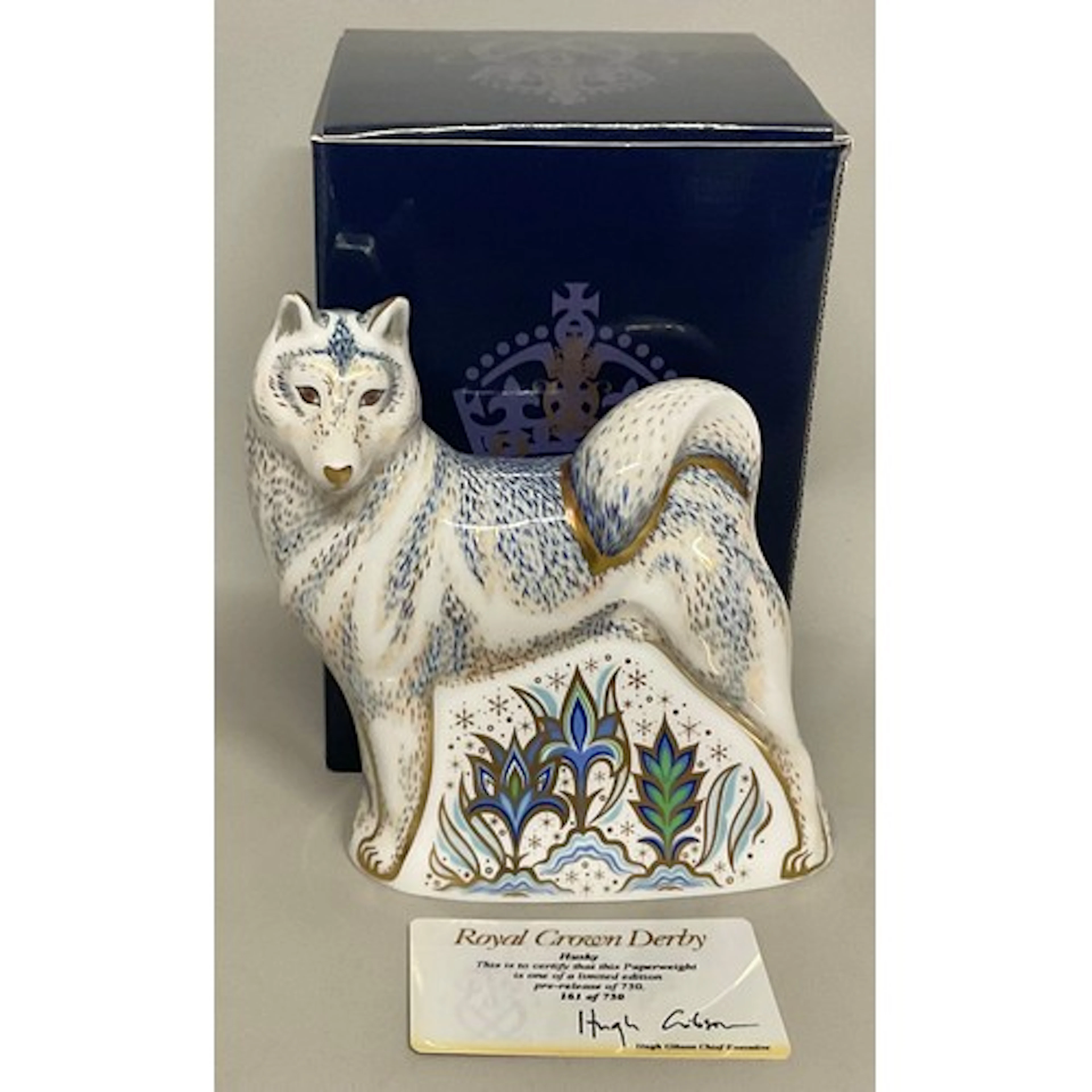 A Royal Crown Derby paperweight, Husky, a limited edition pr...