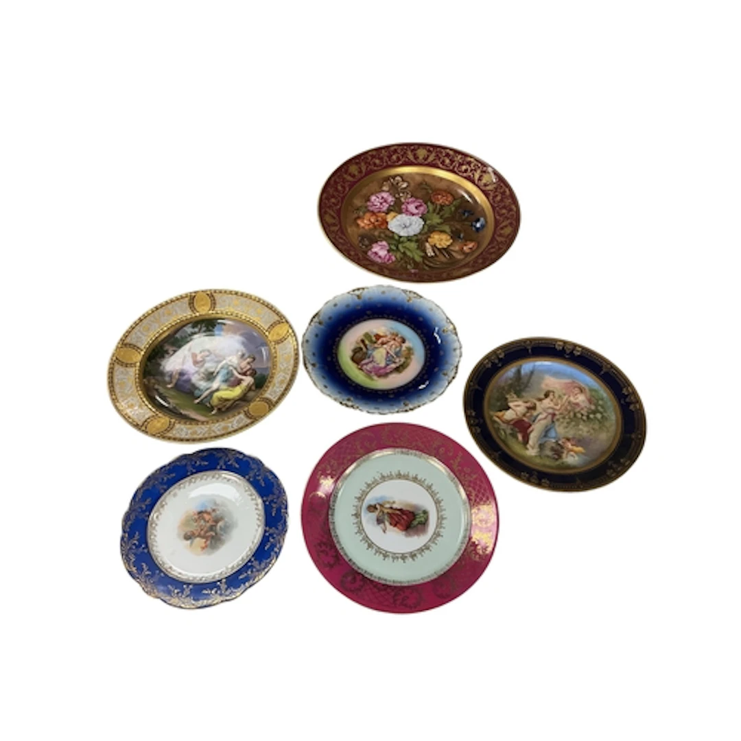 A 19th century Vienna porcelain plate depicting the judgemen...