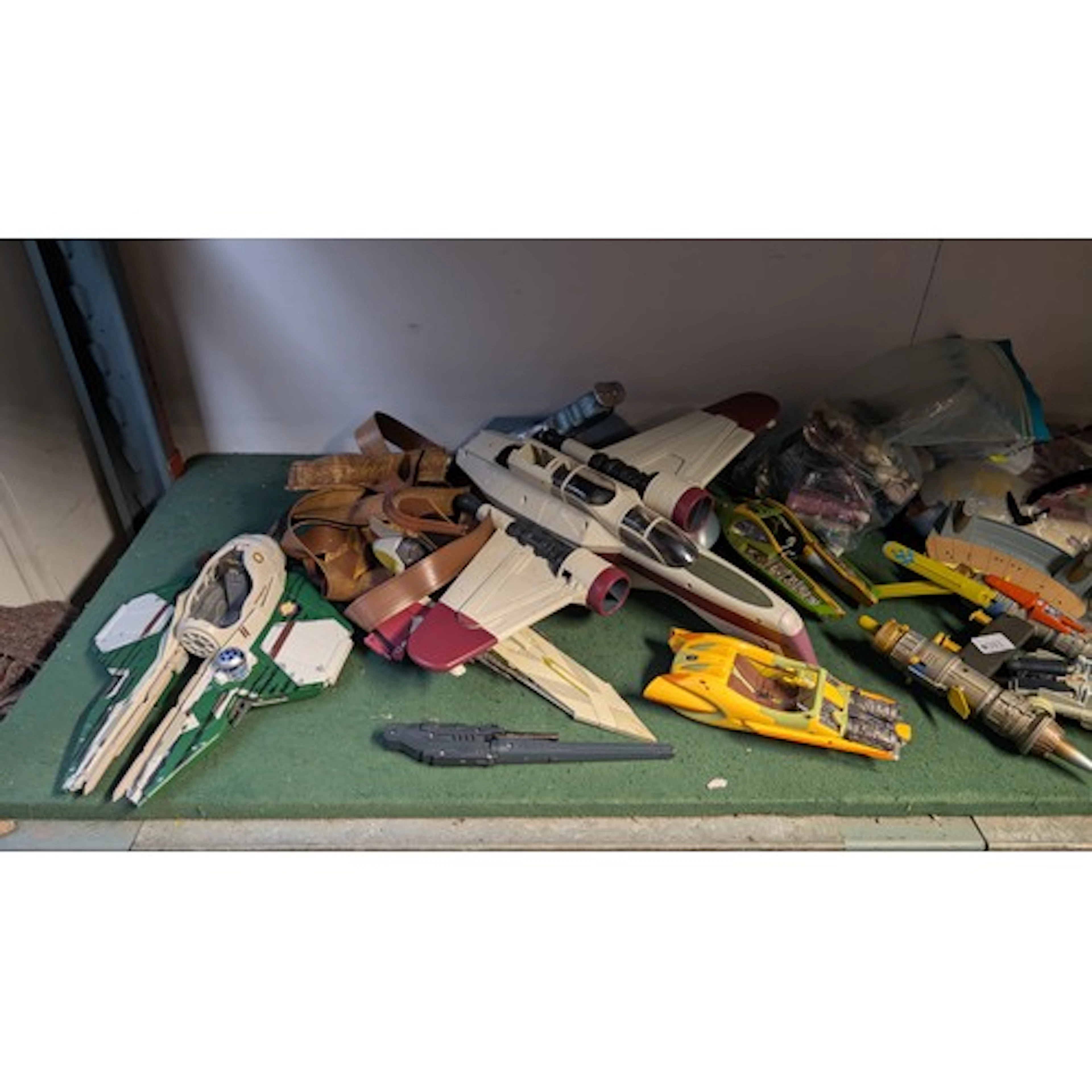 Shelf of various Star Wars toys (as found) inc. Hasbro, Luca...