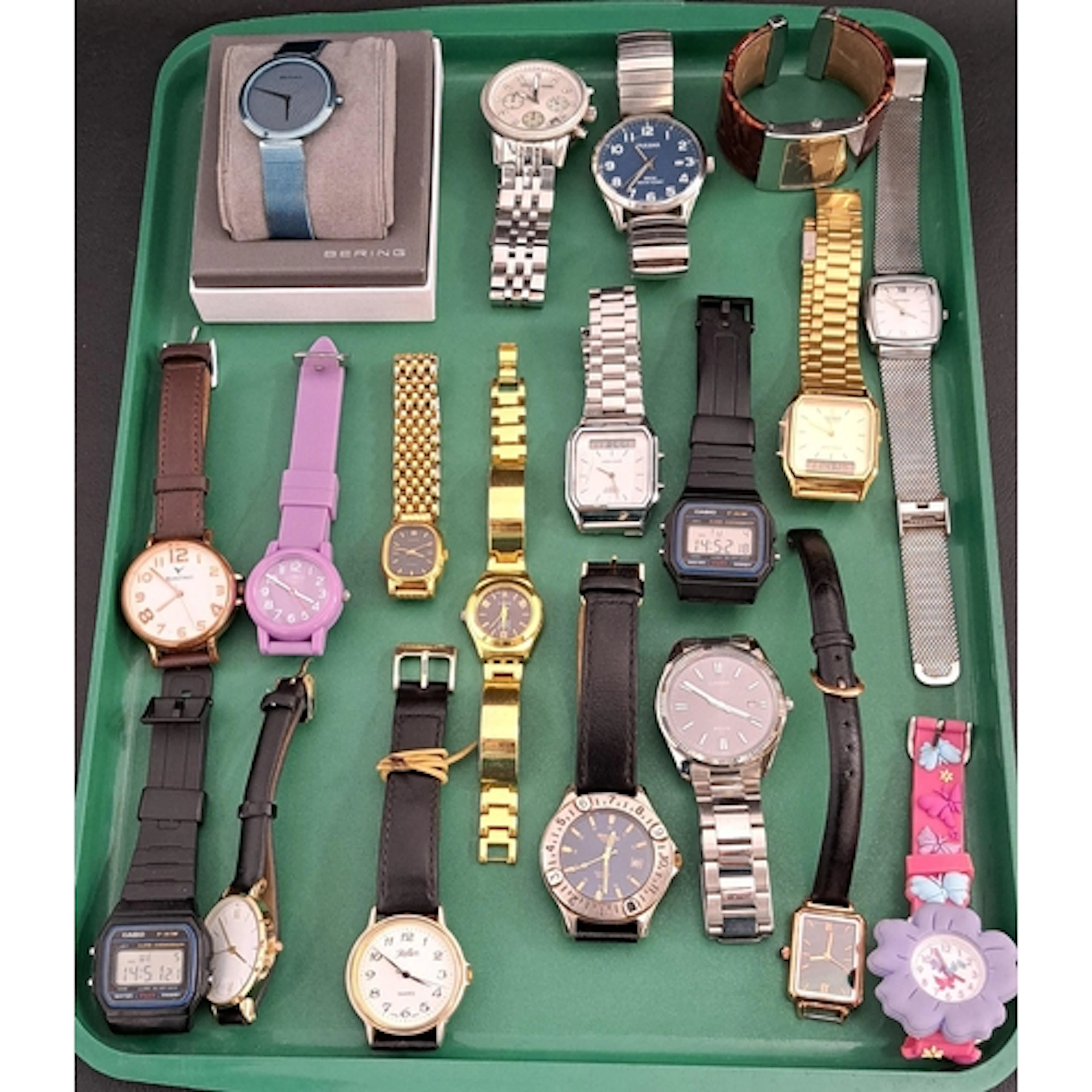 SELECTION OF LADIES AND GENTLEMEN'S WRISTWATCHES including B...