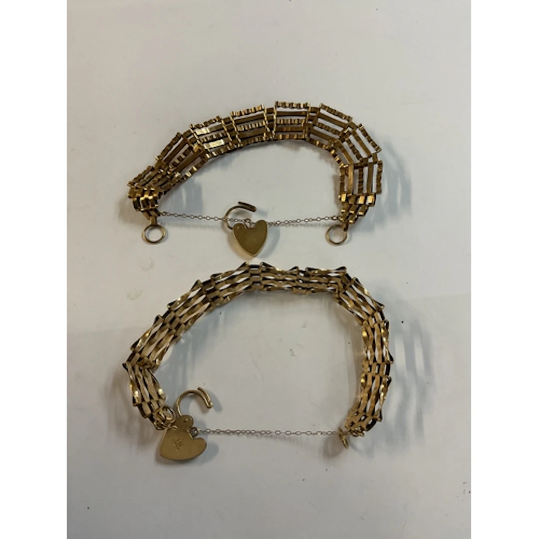 Two 9 ct gate bracelets. Weight 19 grams.