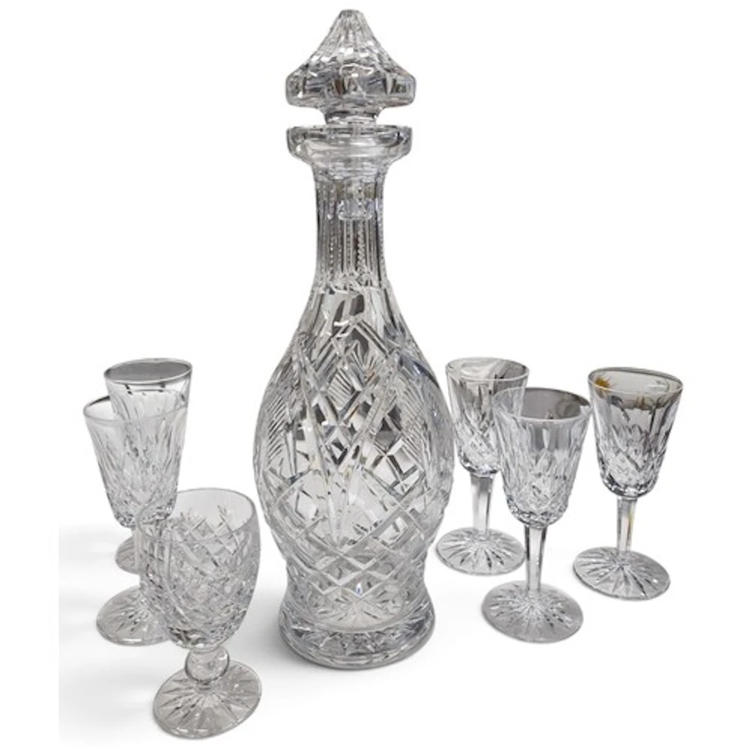 A group of Waterford Crystal Glasses and Decanter. TB 33 cm ...