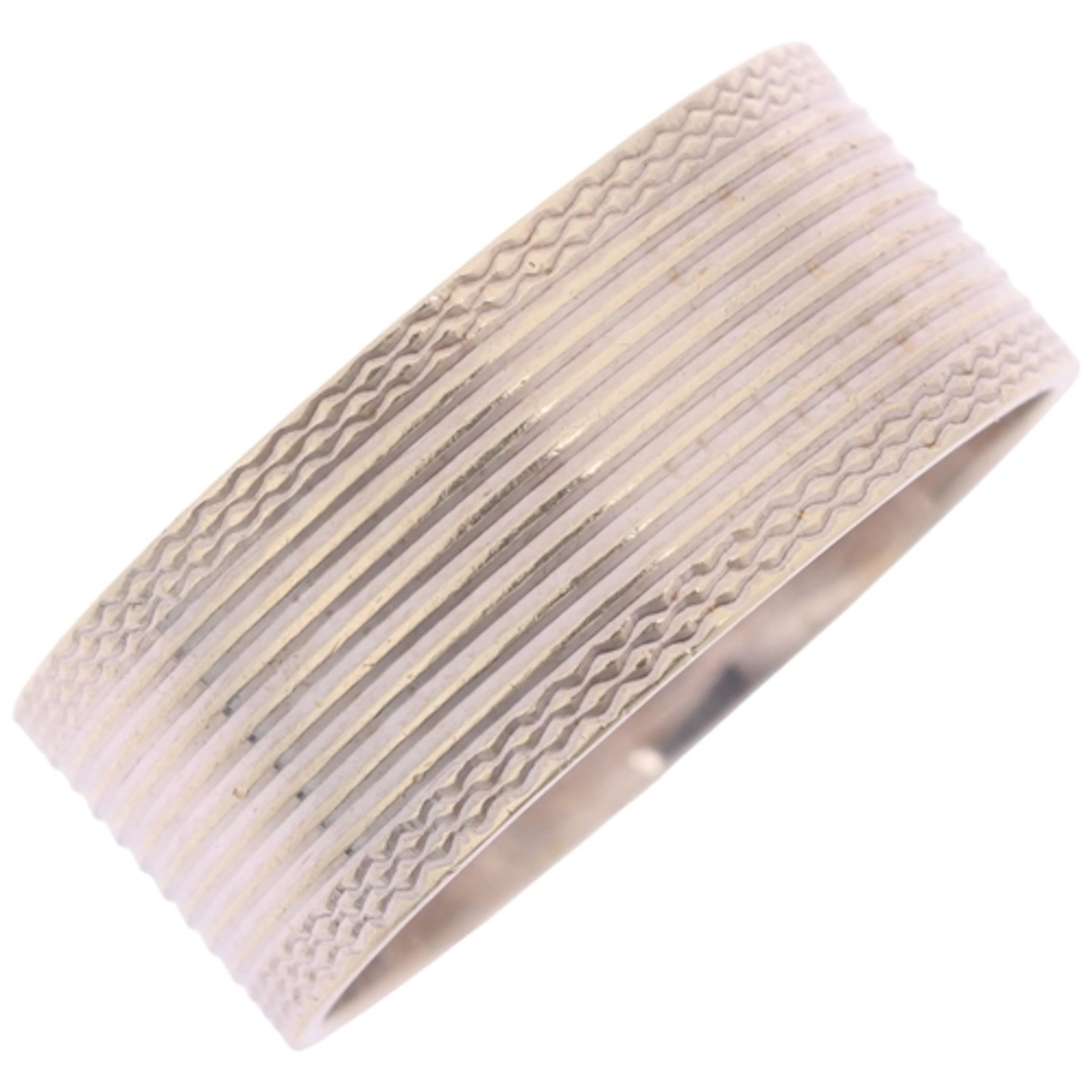 A 9ct white gold wedding band ring, maker VWA, Birmingham 19...