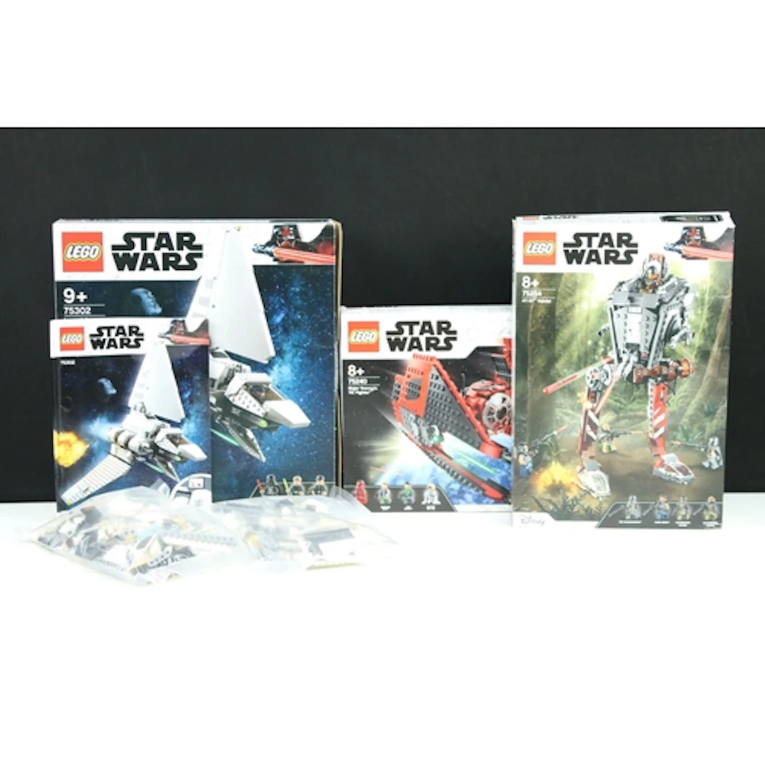Lego - Three boxed Lego Star Wars sets to include 75240 Majo...
