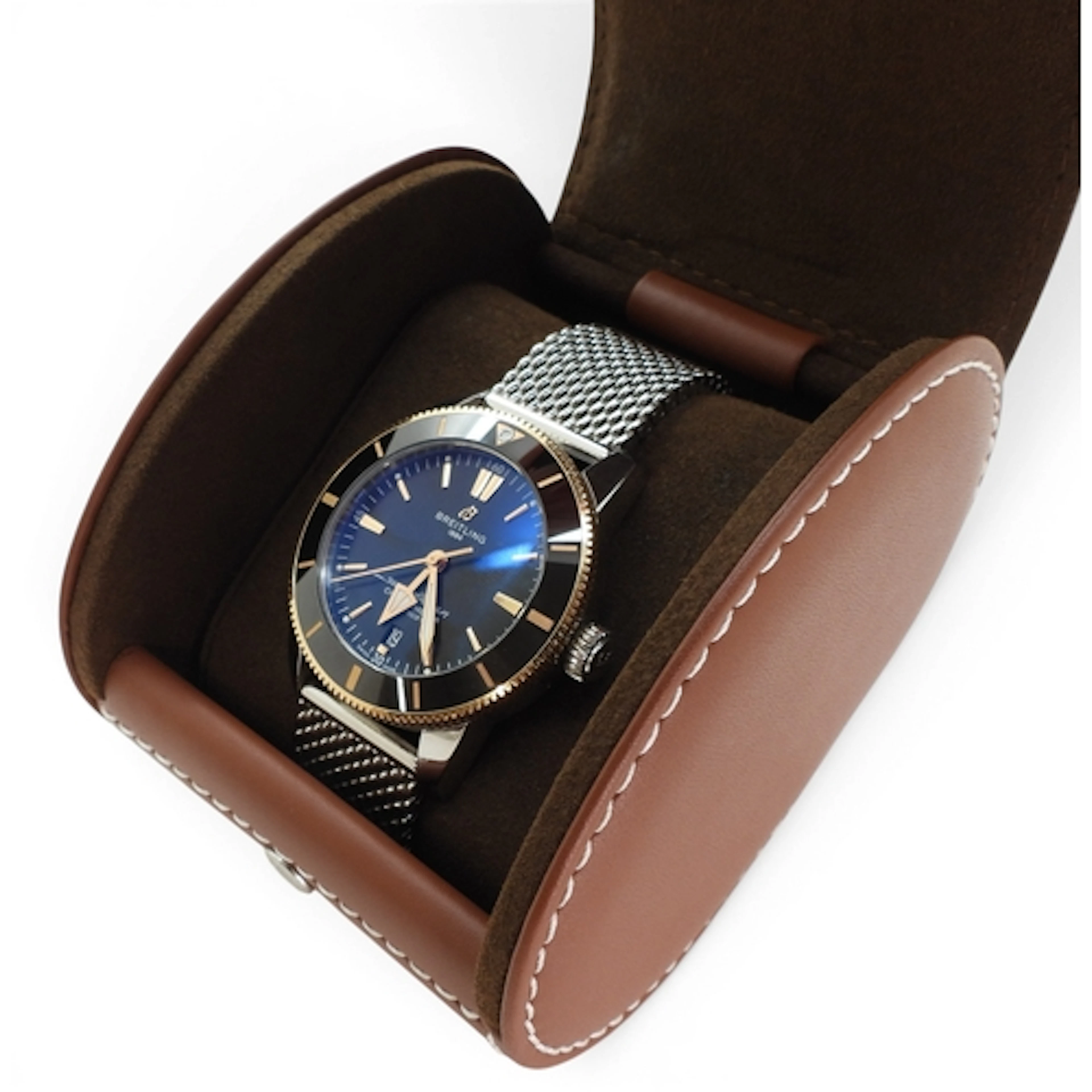 A BREITLING SUPEROCEAN HERITAGE II B20 with an automatic chr...
