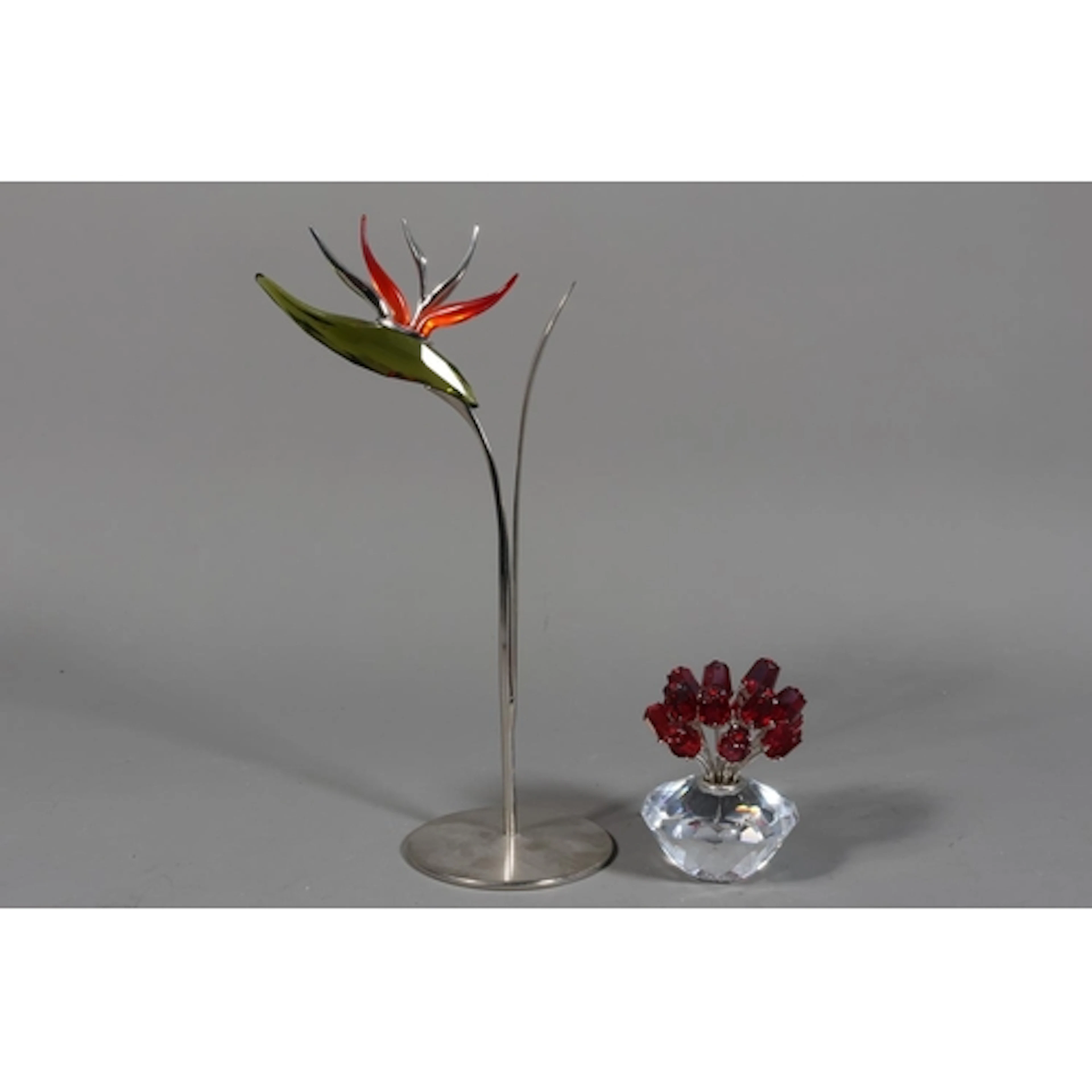 Boxed Swarovski crystal 2002 Vase of Red Roses (15th Annual ...