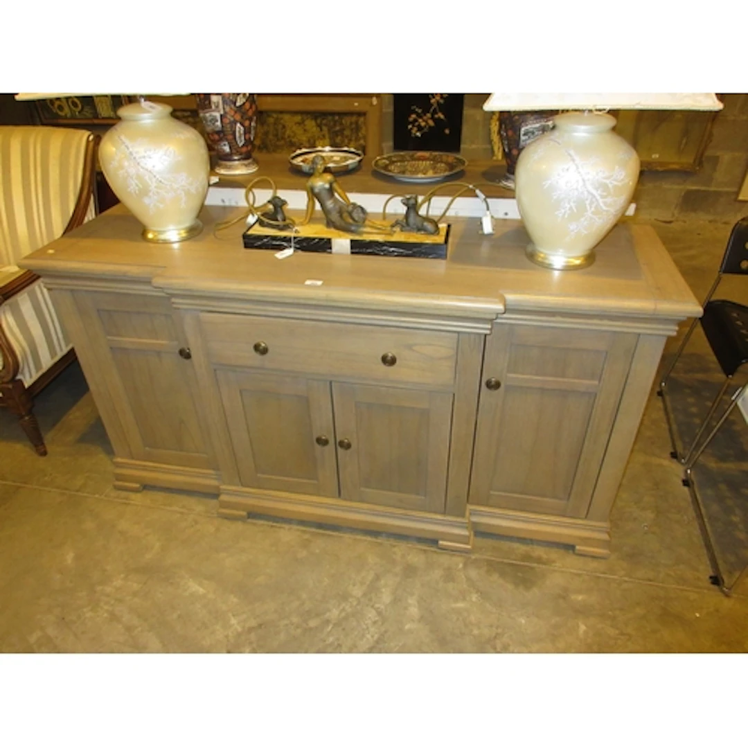 Willis & Gambier Breakfront Sideboard, 163x52x85cm h
