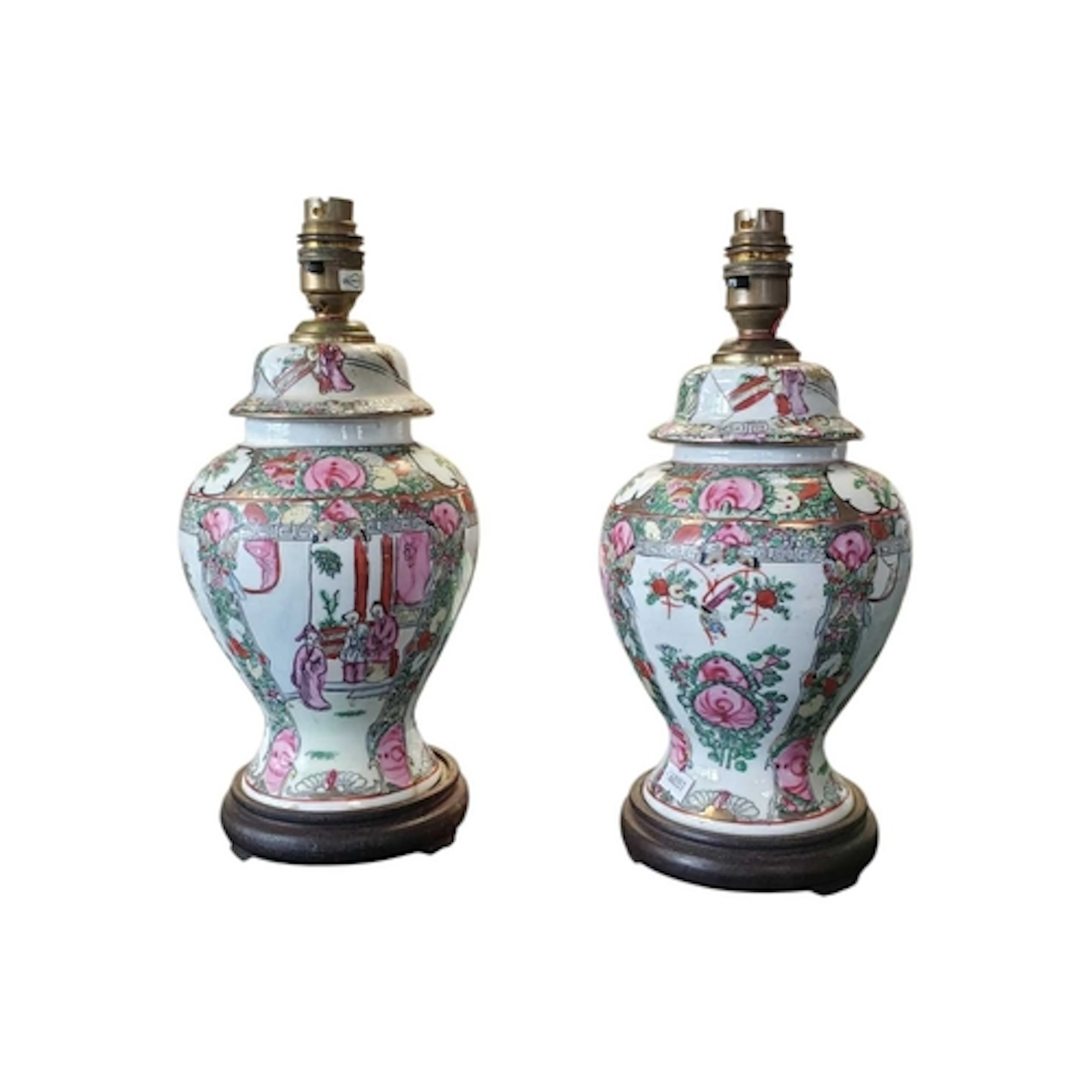 A pair of early 20th century Chinese porcelain ginger jars c...