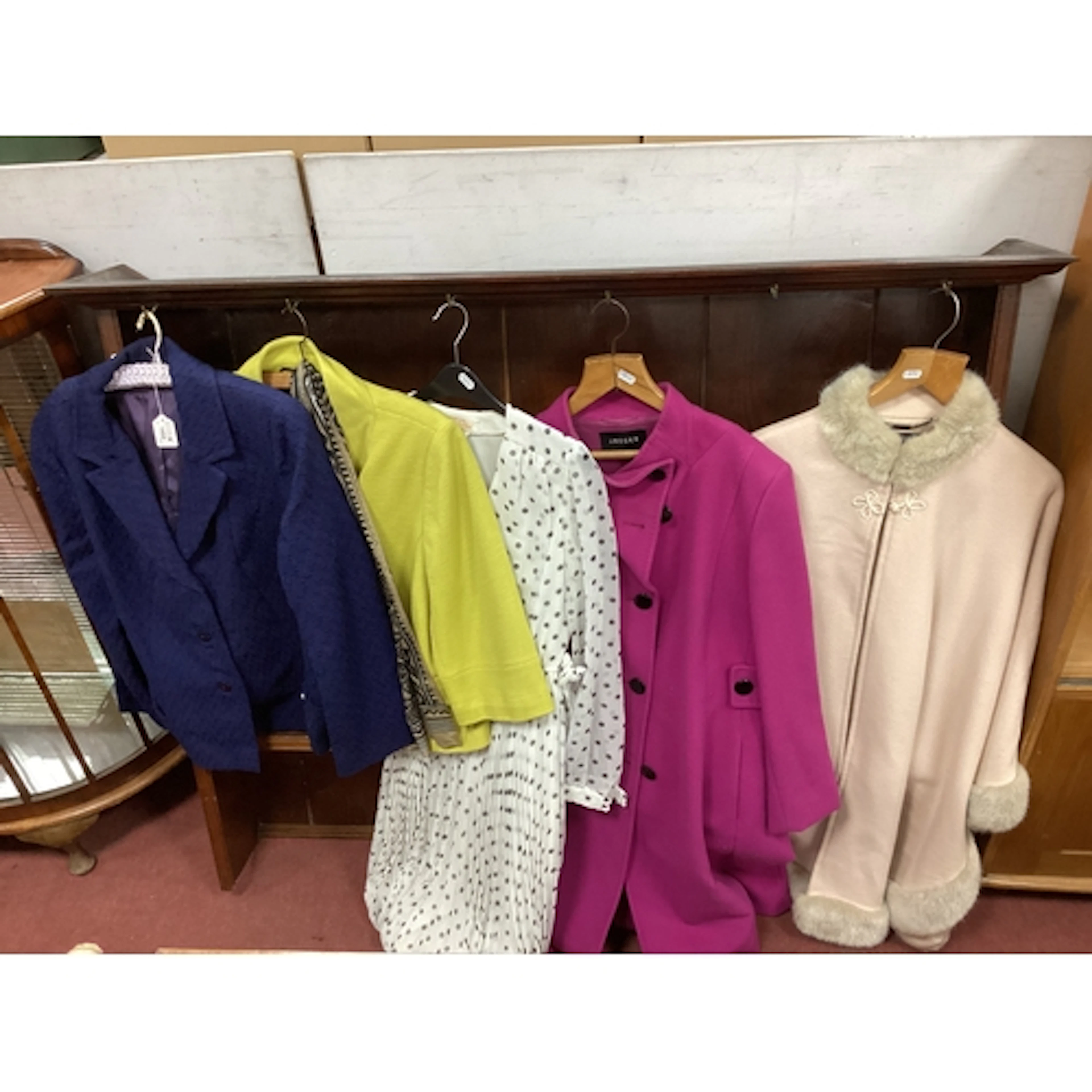Vintage Ladies Clothing - Berkertex - polyester polka dot fu...