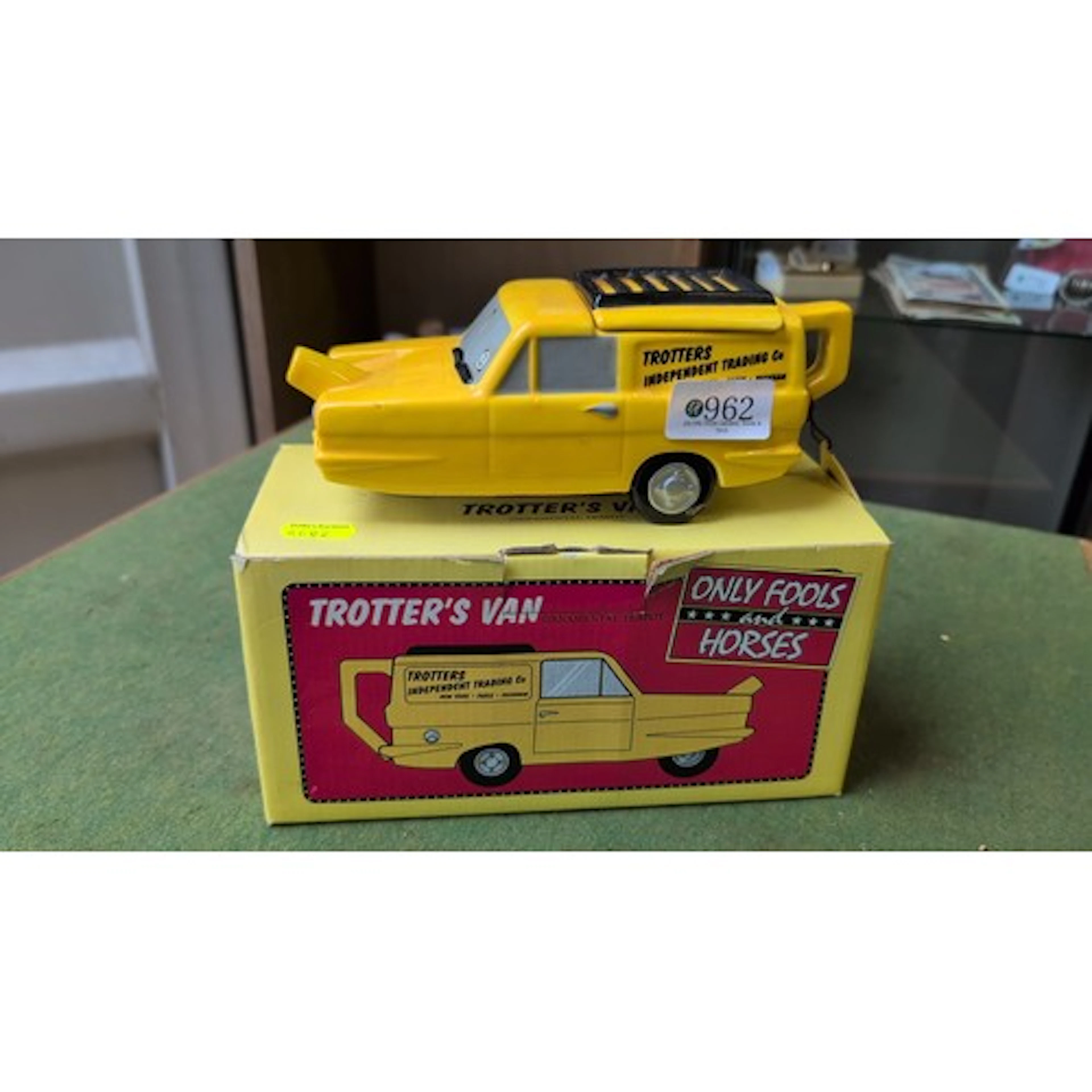 Western House ‘Trotters Van’ novelty ceramic teapot, modelle...