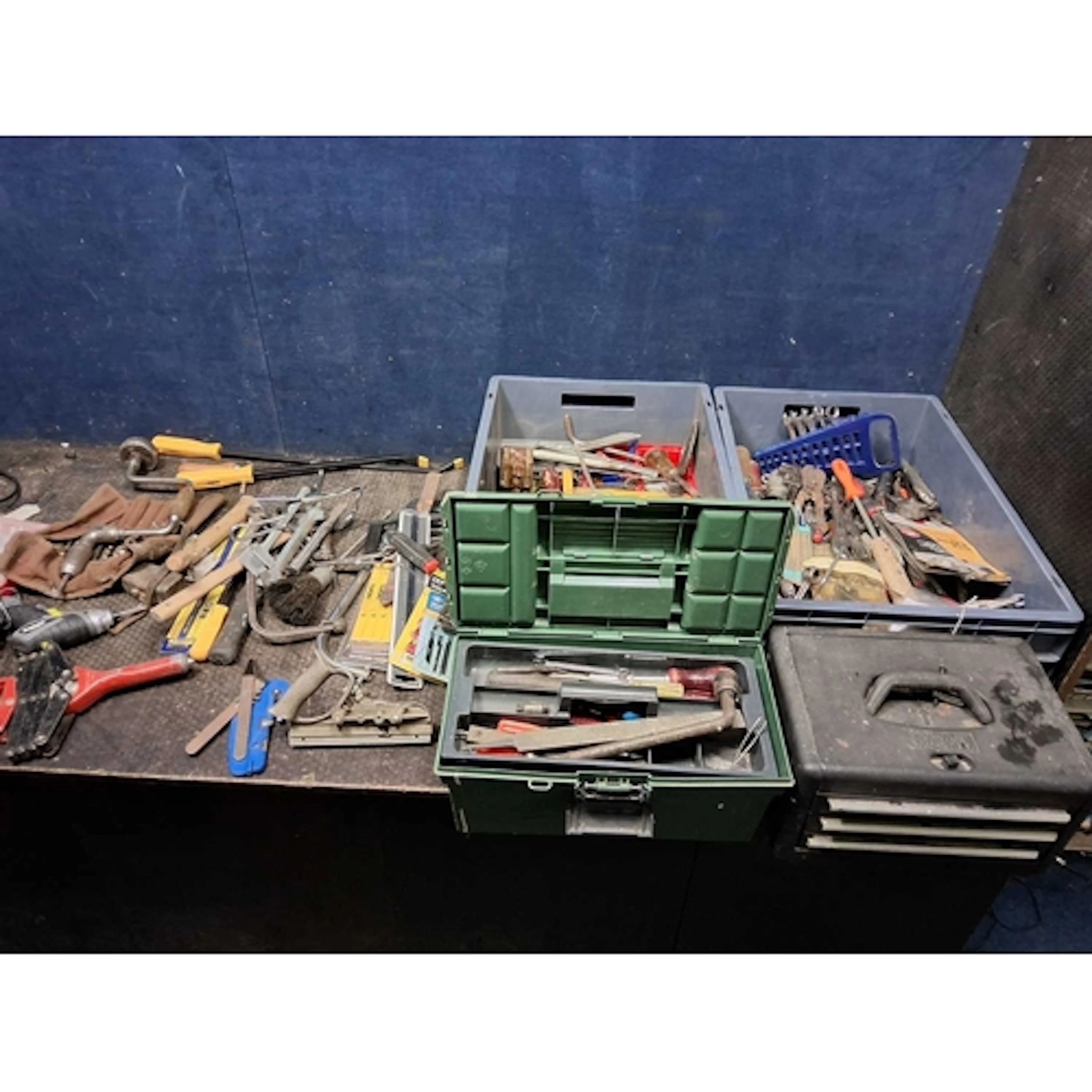 TWO TRAYS CONTAINING TOOLS including a Record No.044 plane b...