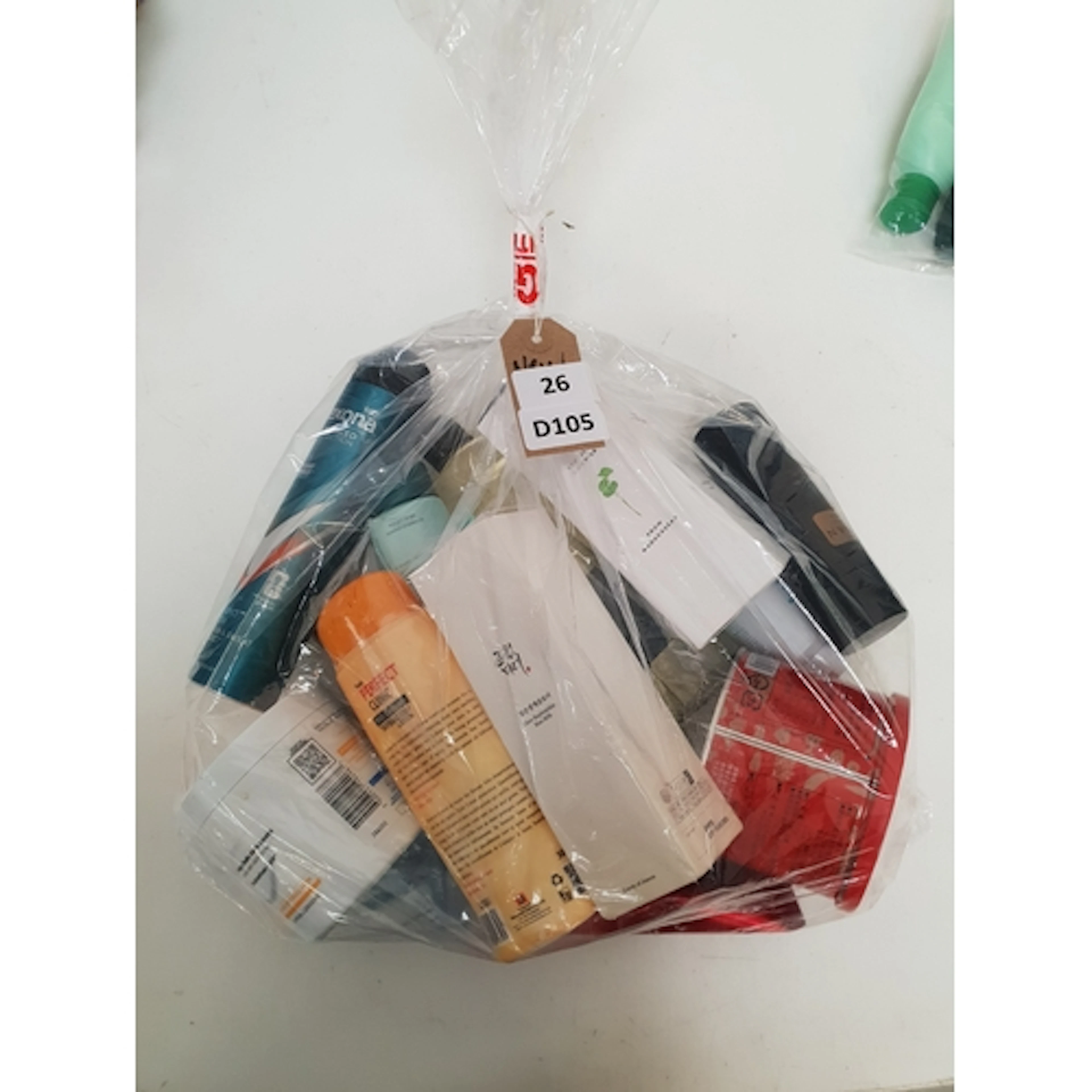 ONE BAG OF COSMETICS AND TOILETRIES including Scenti, Beaut...