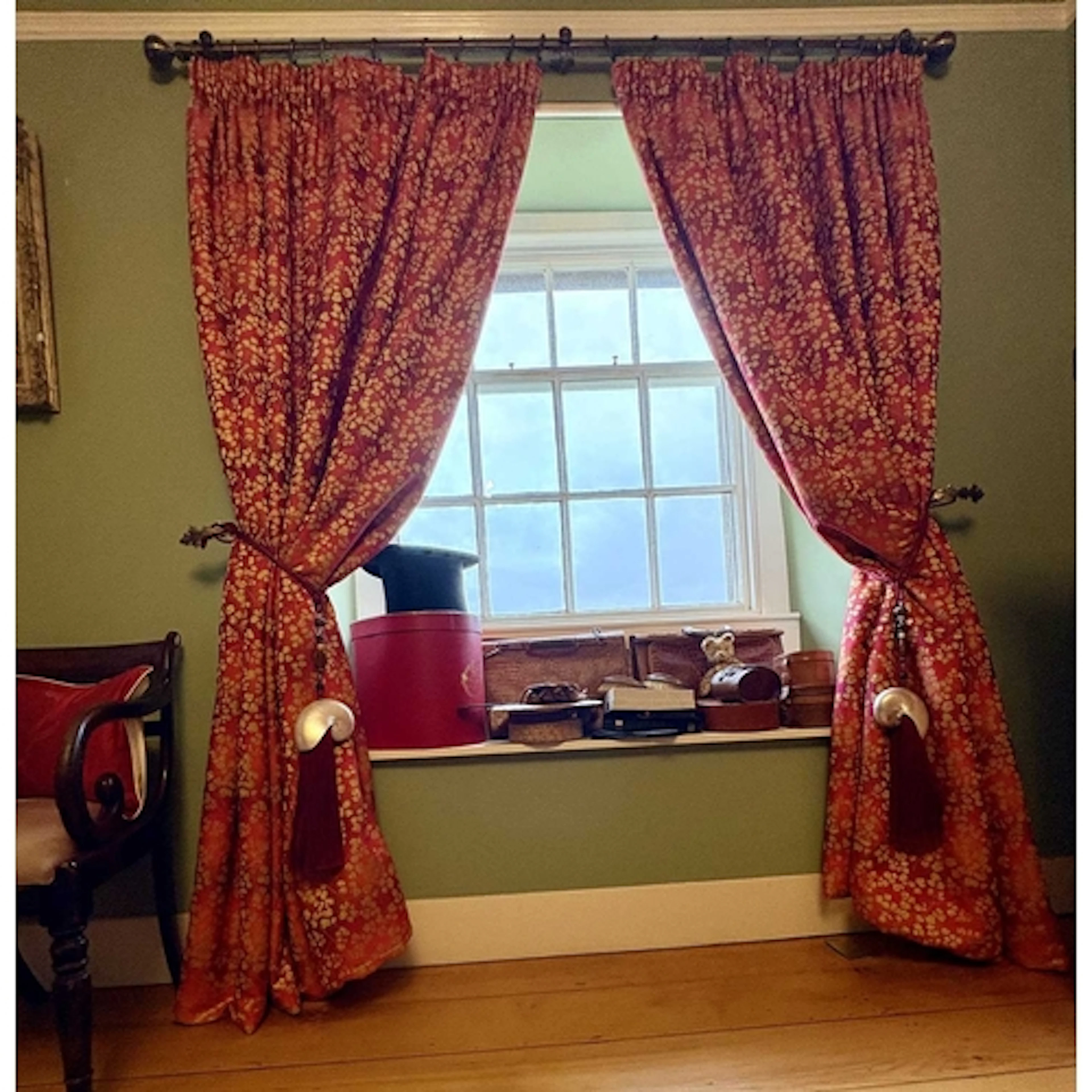 Curtains A pair of lined and insulated Clarissa Hulse Rue Cu...