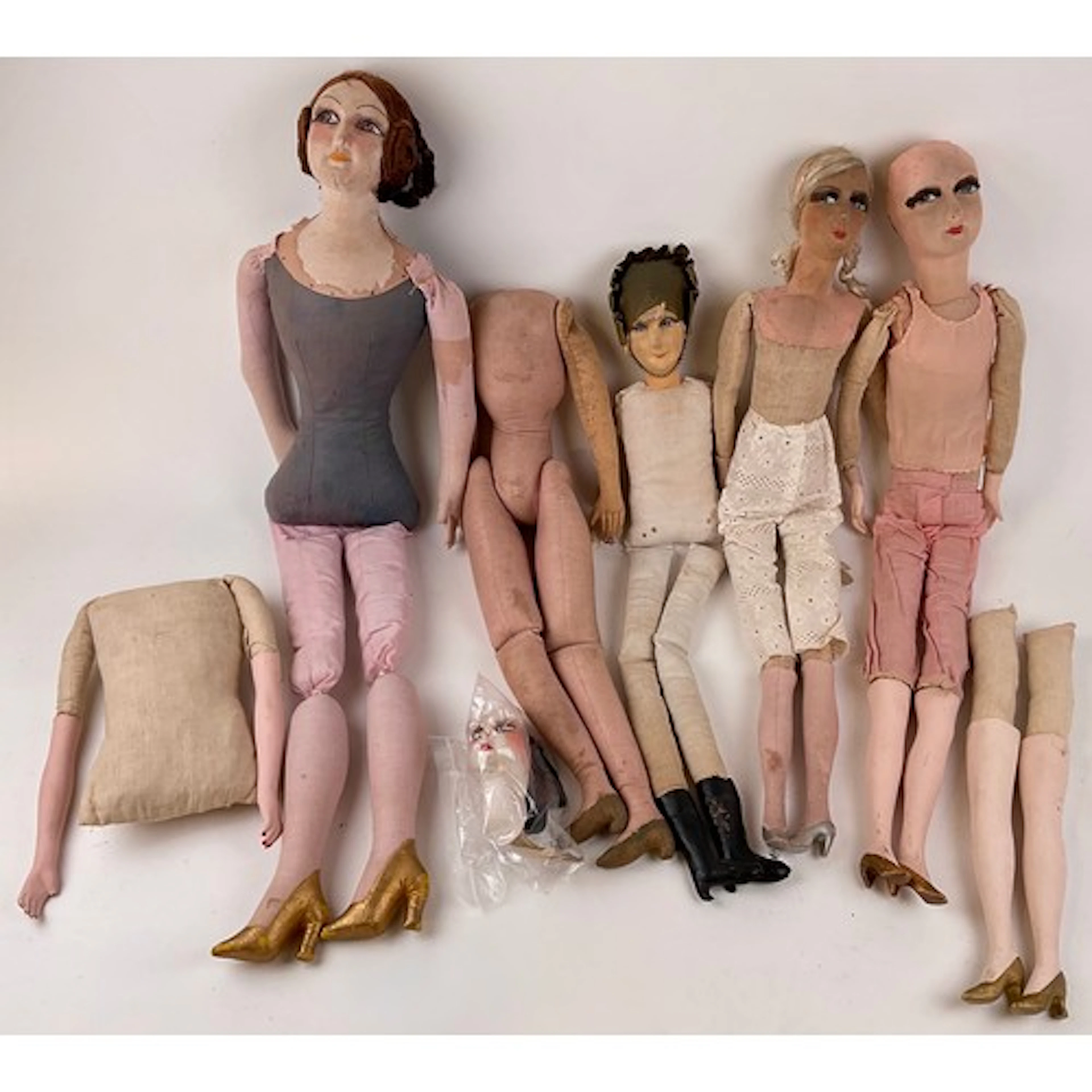 Collectables - a 1920s/30s Continental boudoir doll, painted...