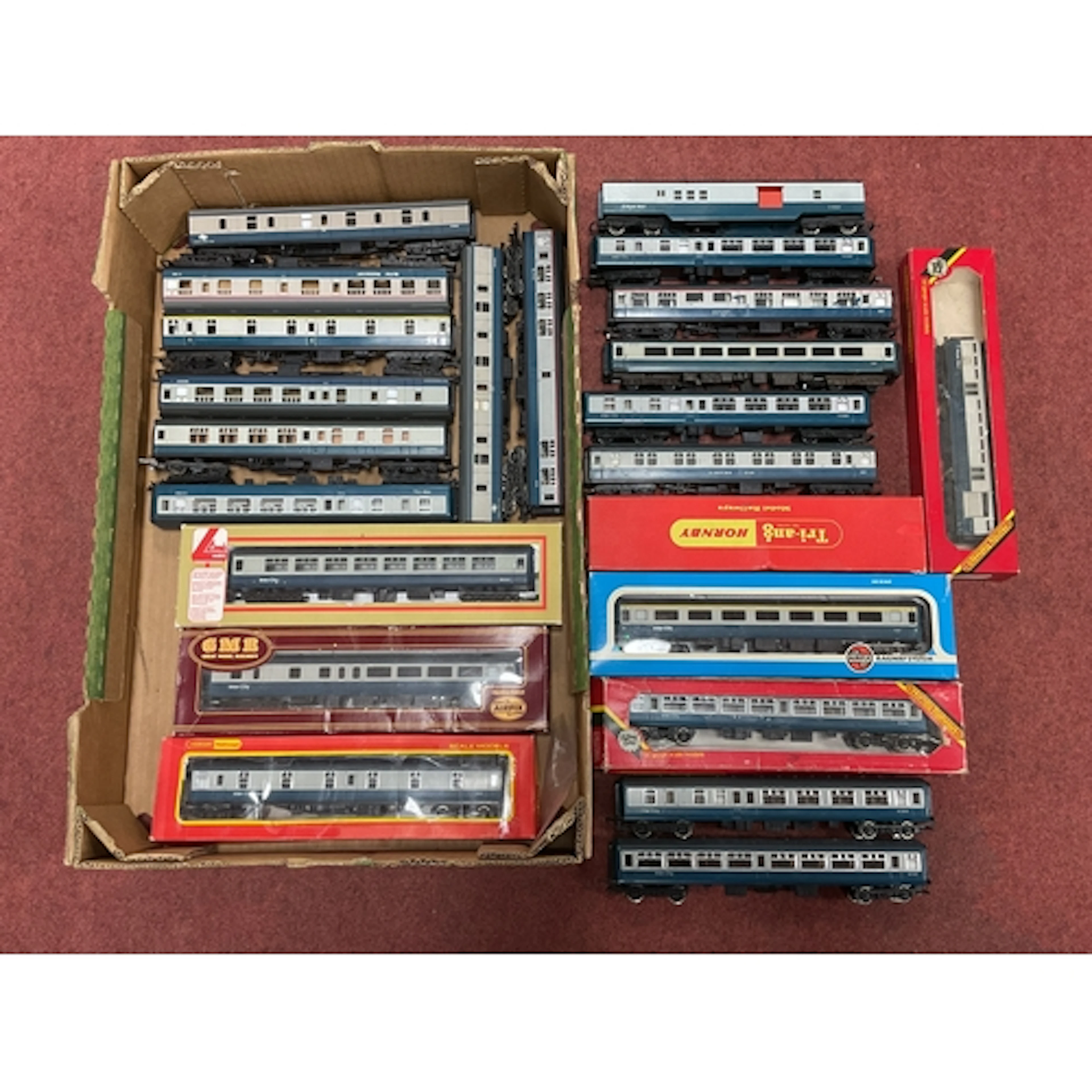 Approximately twenty-two 00 gauge blue/grey coaches and mail...