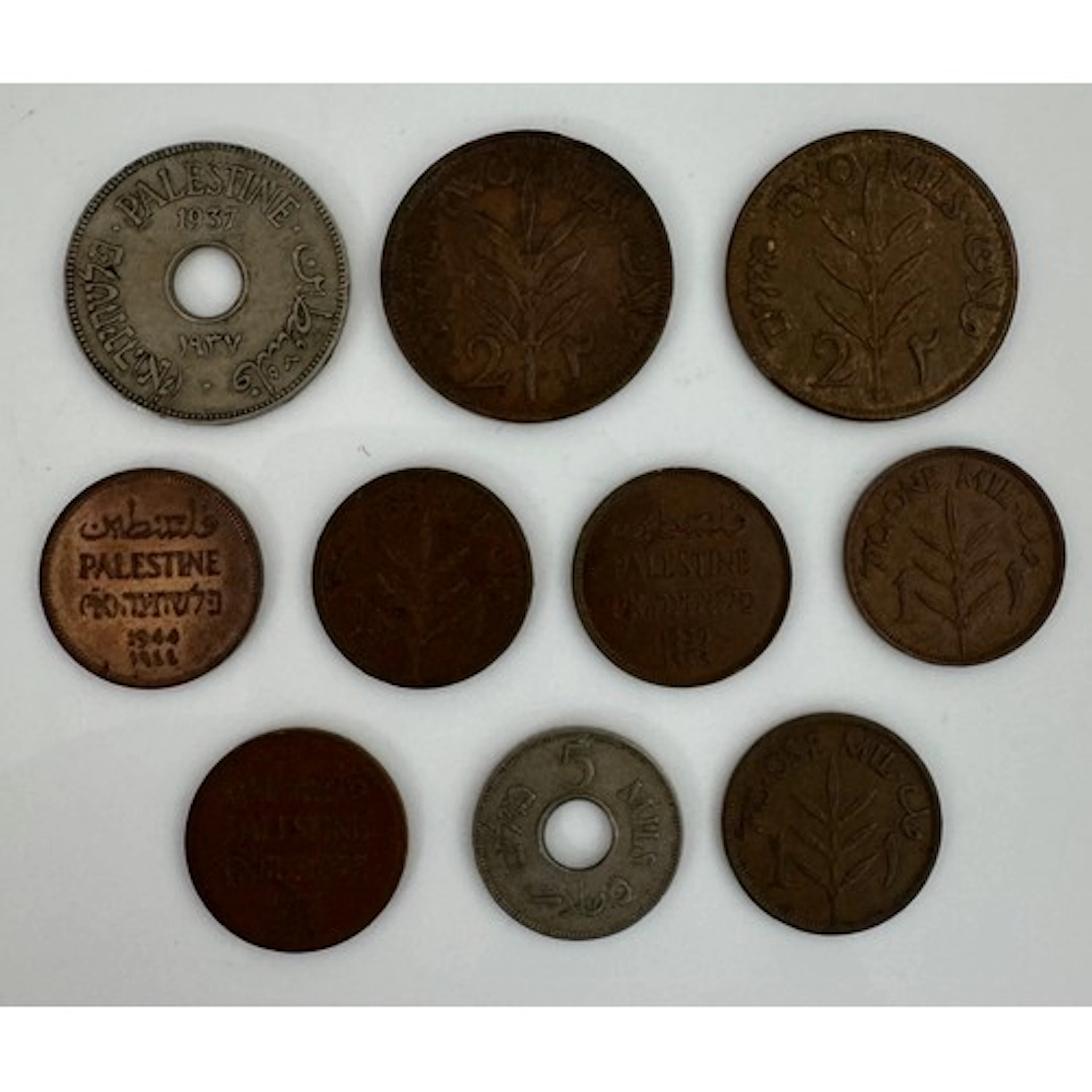 Palestine coin collection (10), with 10 mils 1937, 5 mils 19...