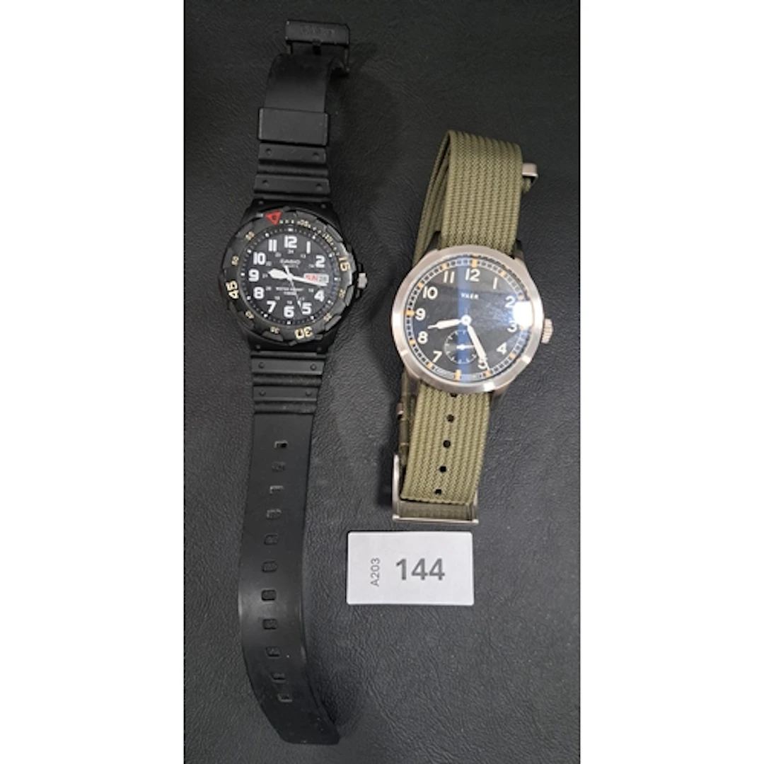 TWO GENTS WRISTWATCHES comprising a Vaer watch, model 316; a...