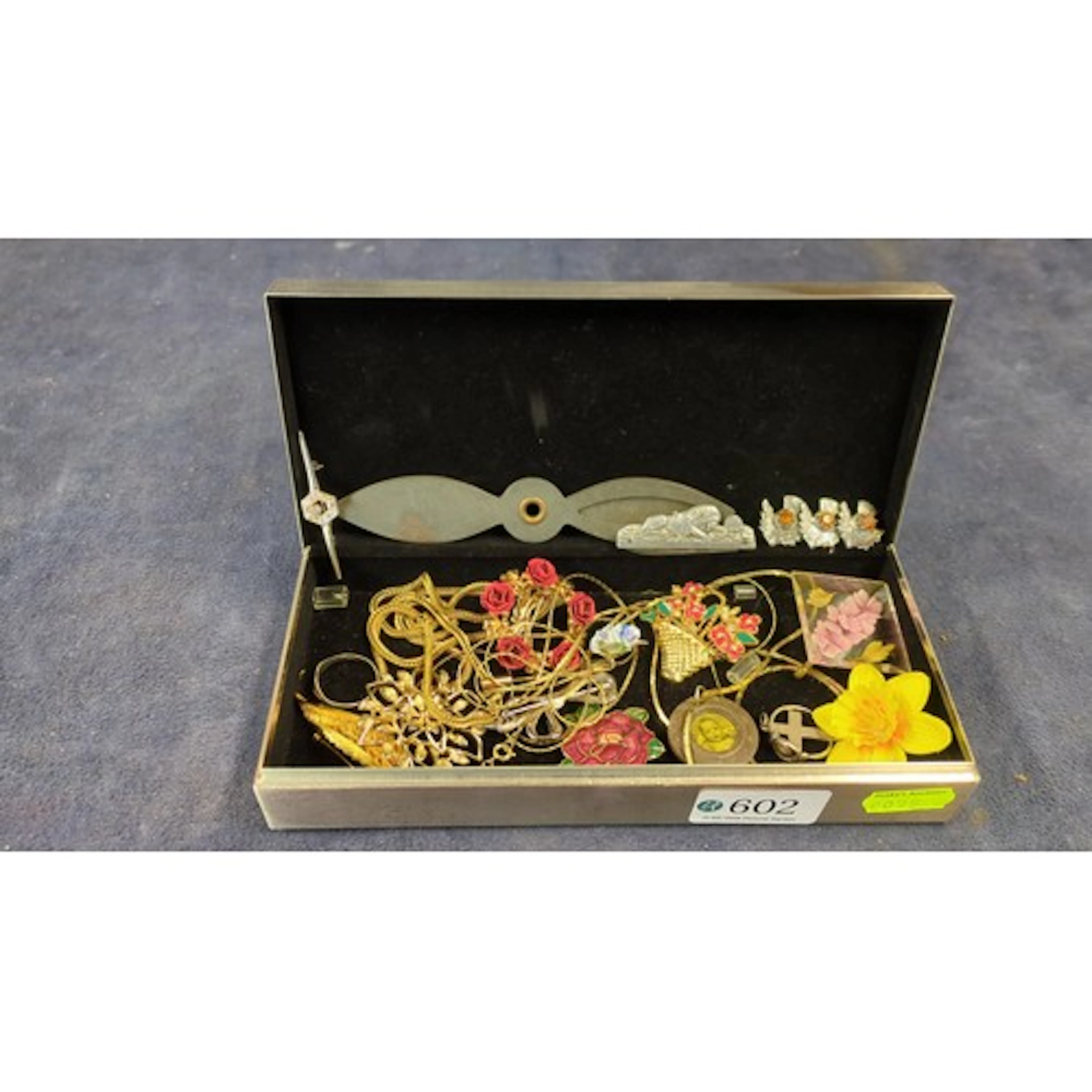 A group of costume jewellery and small accessories, includin...