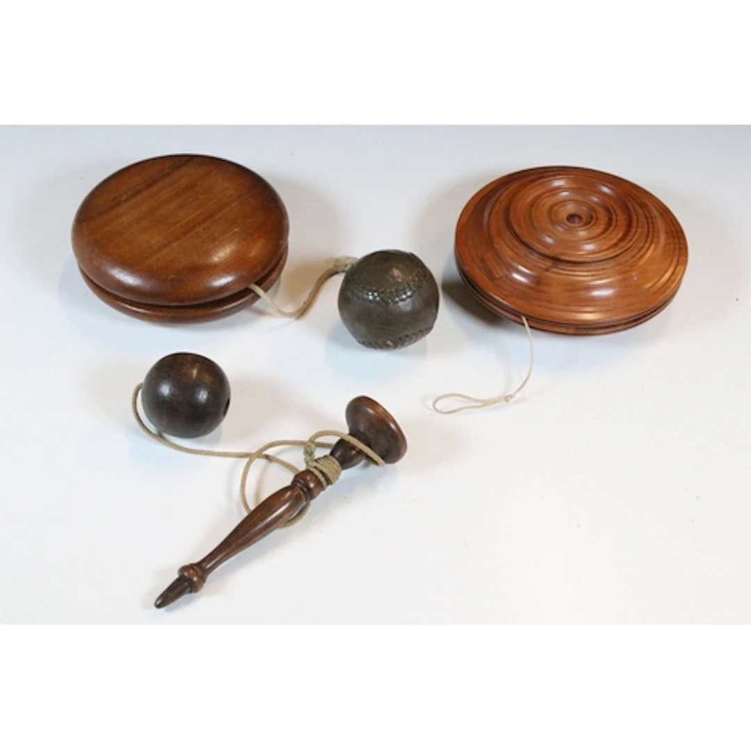 Late 19th/early 20th century figure eight baseball together ...