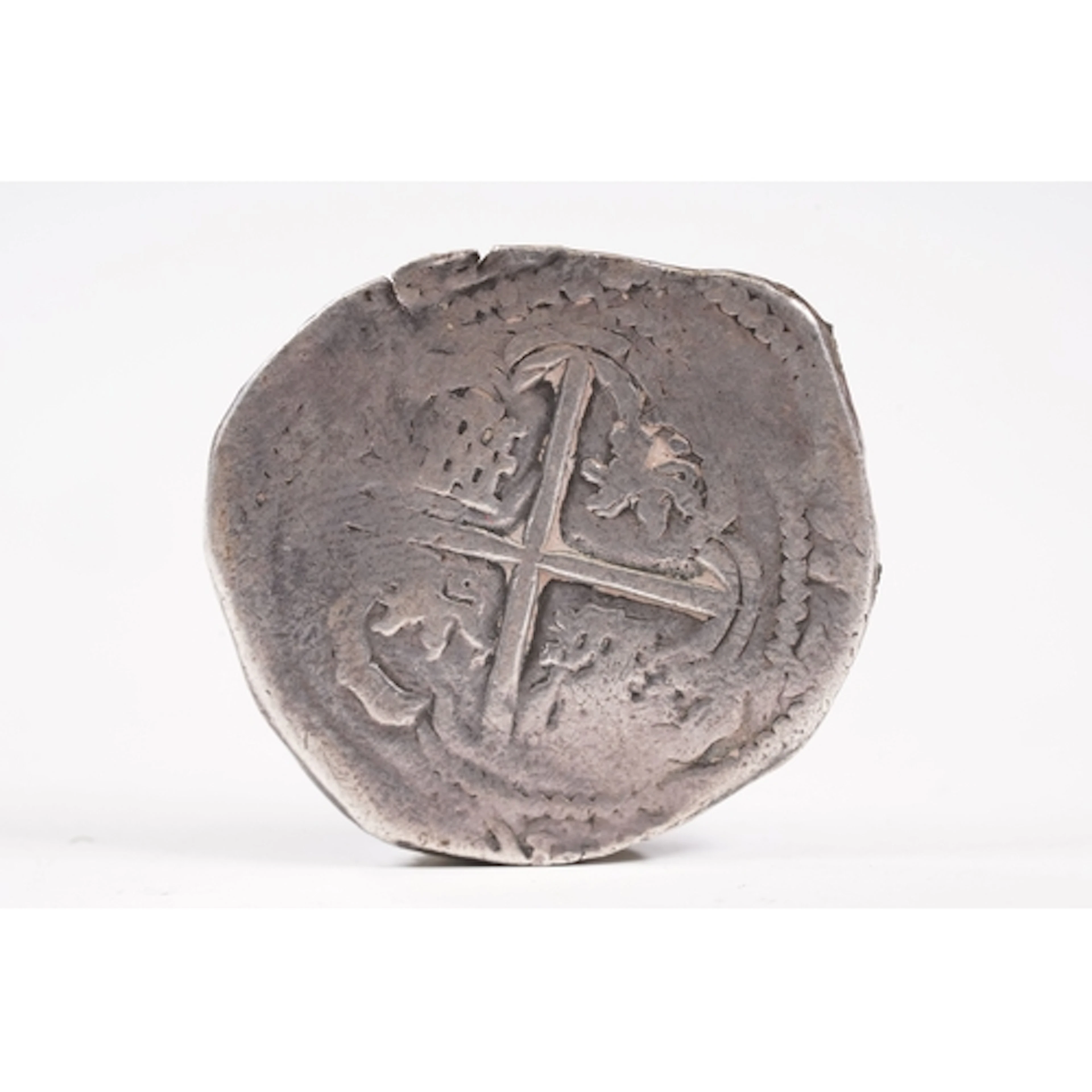 A 17th / 18th century Spanish silver pirate 8 reales cob coi...