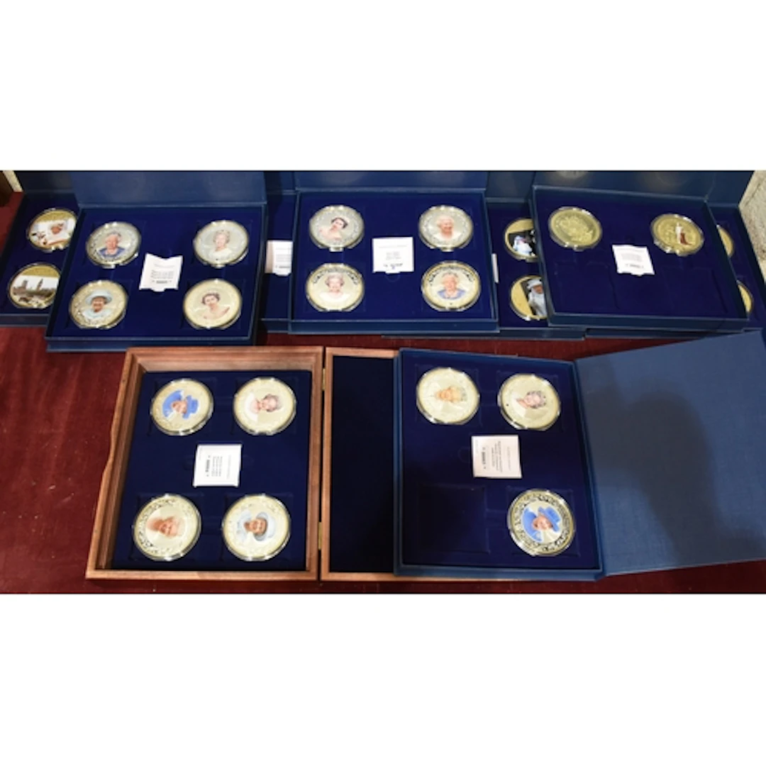 Windsor Mint, a collection of various Royalty-themed copper-...