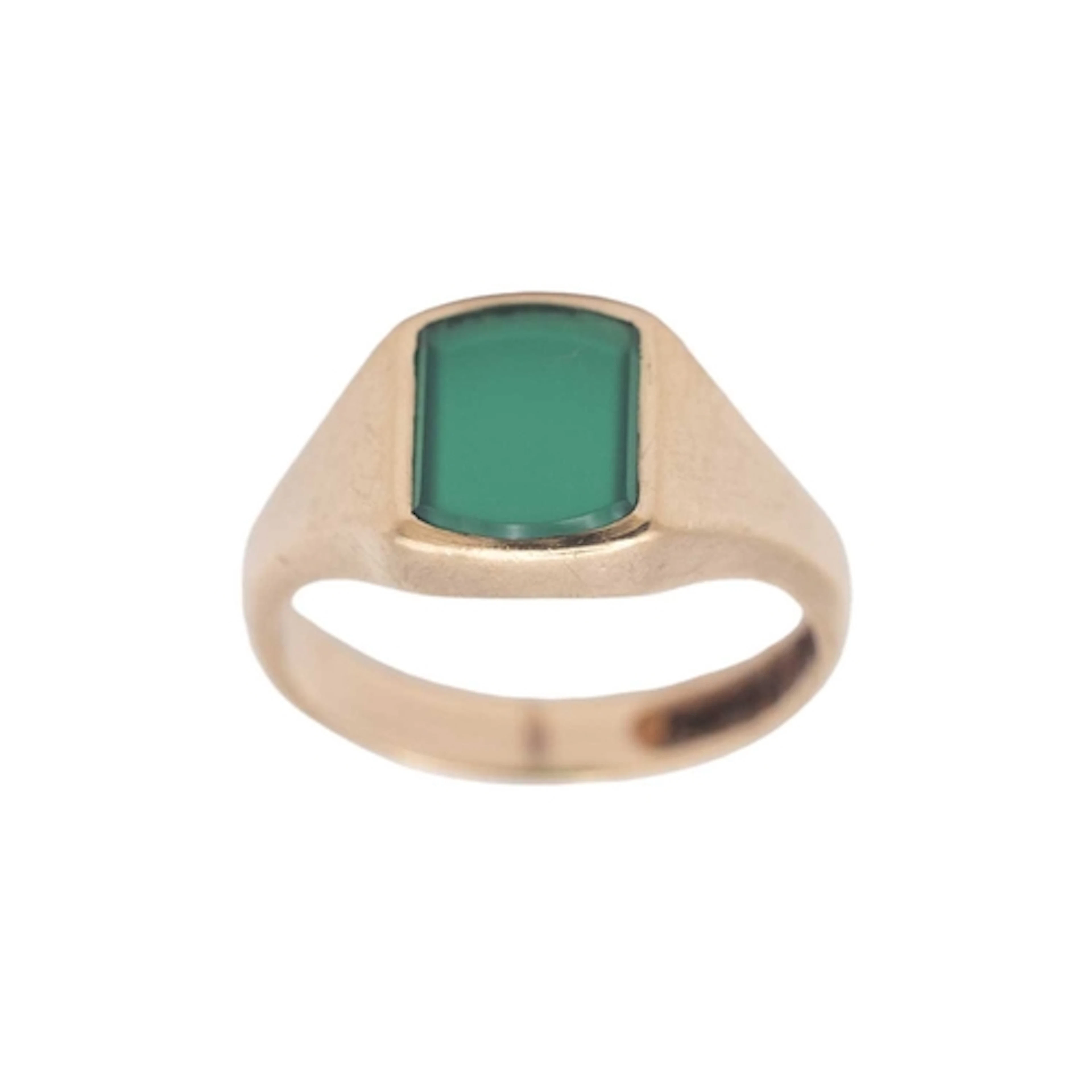 A 9k hallmarked gold chrysoprase set signet ring. Head width...