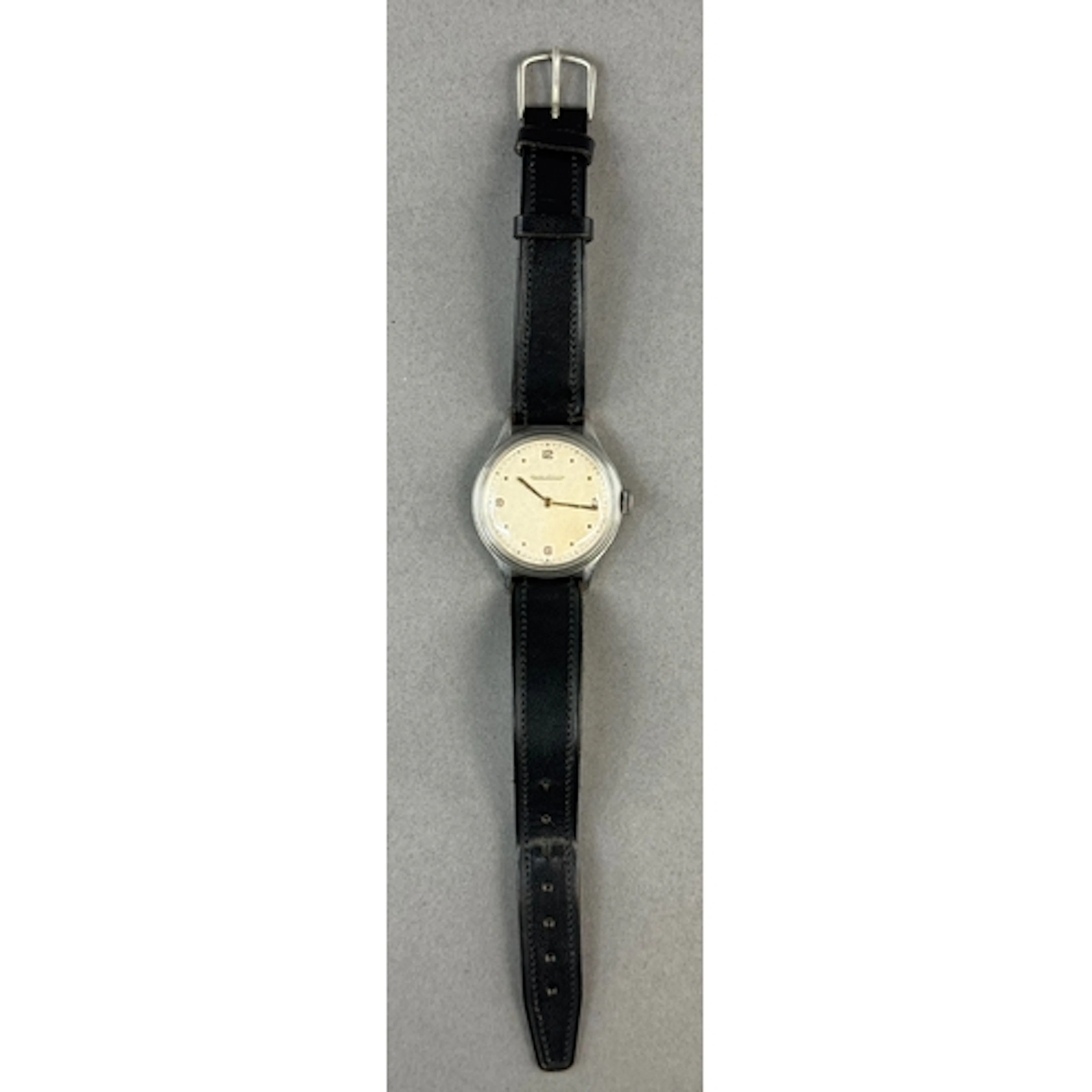 Watches: a gentleman's Jaeger LeCoultre mechanical wristwatc...