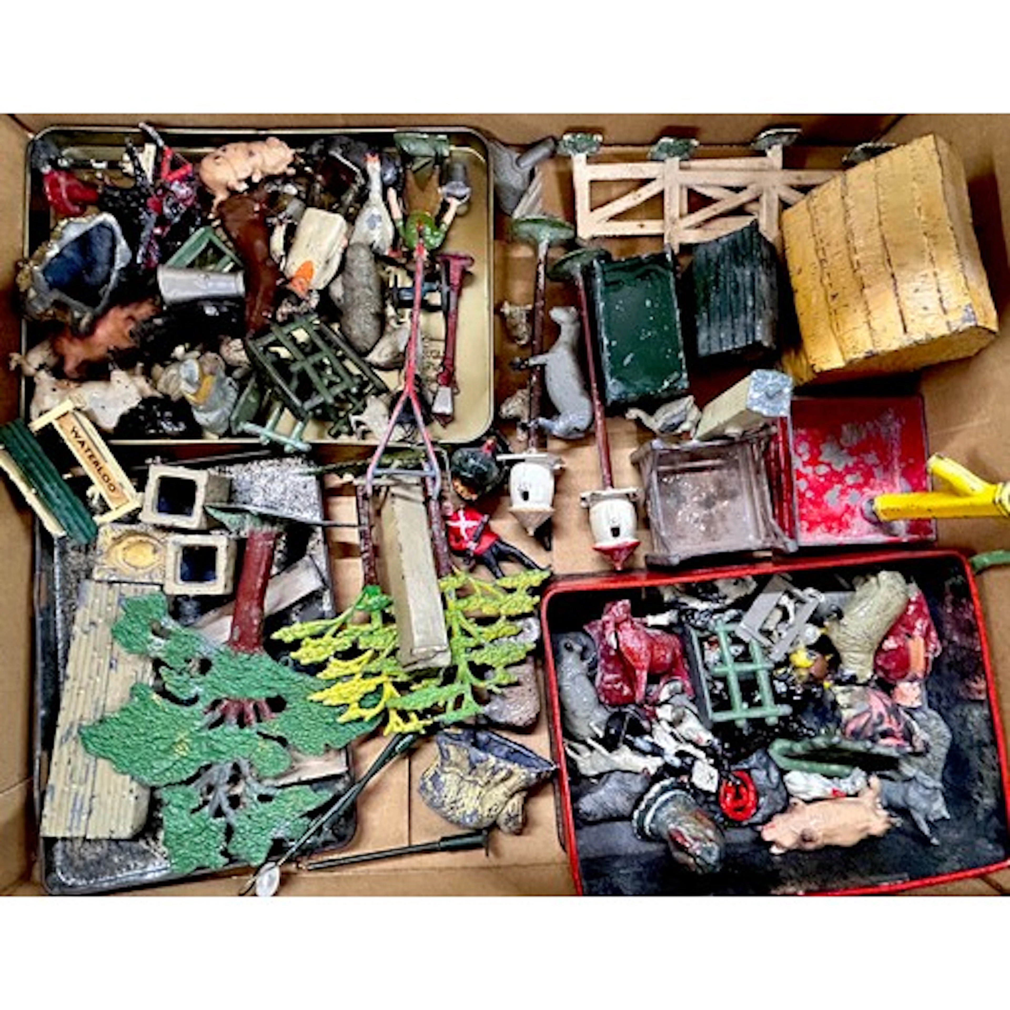 Collection of lead toy figures, farm related