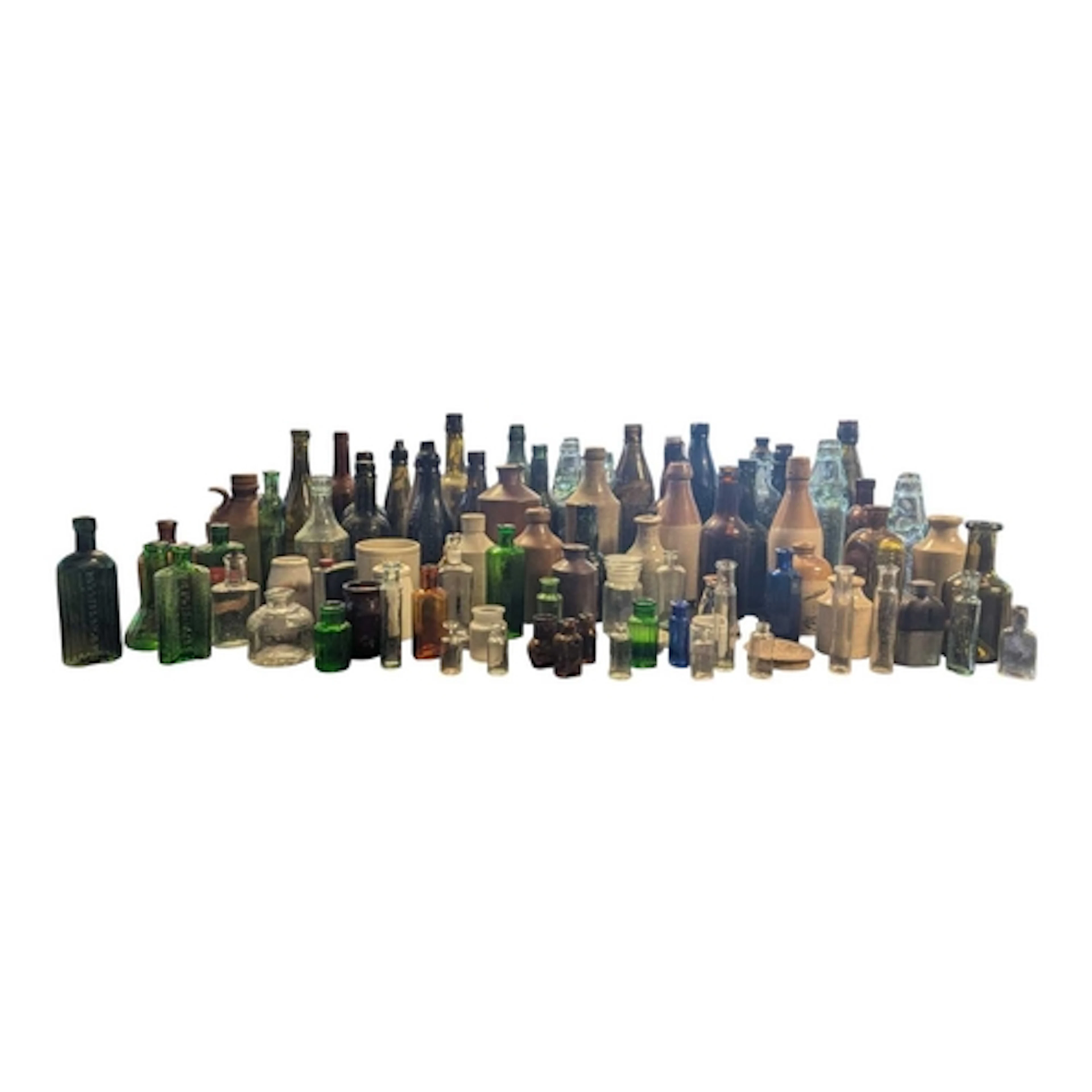 A collection of 19th & 20th century glass and ceramic bo...