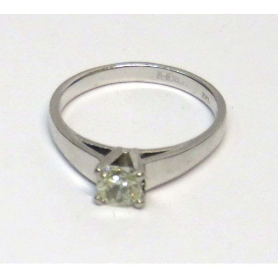 14ct White gold princess cut diamond solitaire ring, approxi...