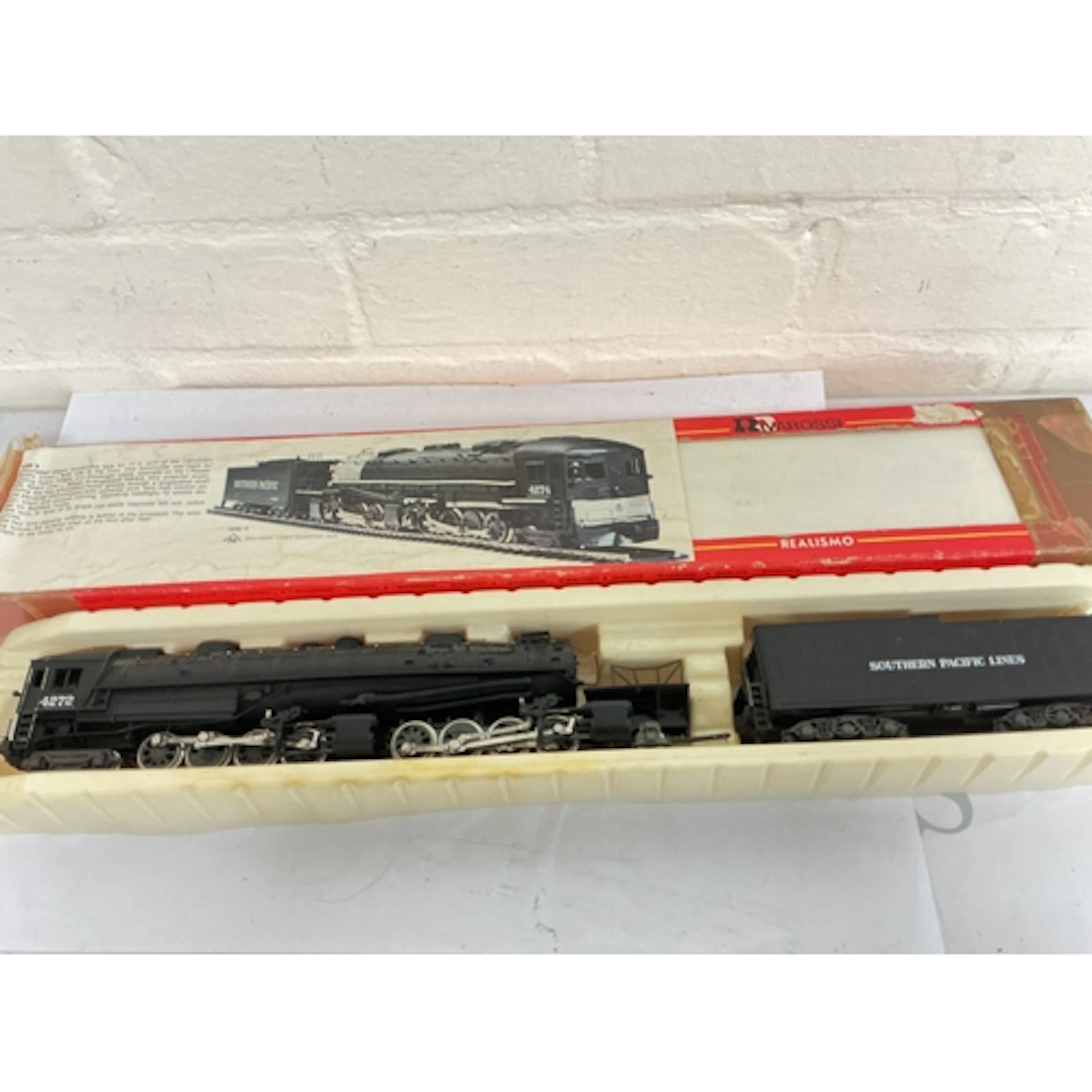 A Boxed Rivarossi H0 Gauge Locomotive 4-8-8-2 Cab Forward So...
