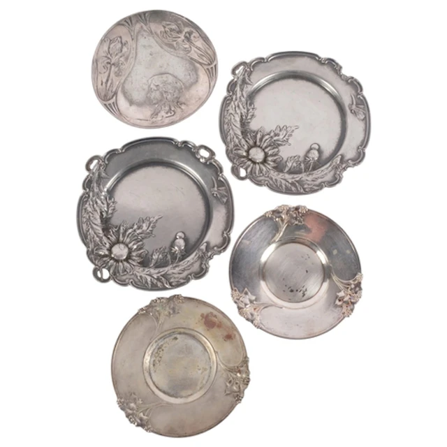 WMF - A pair of Britannia metal silver plated circular shall...