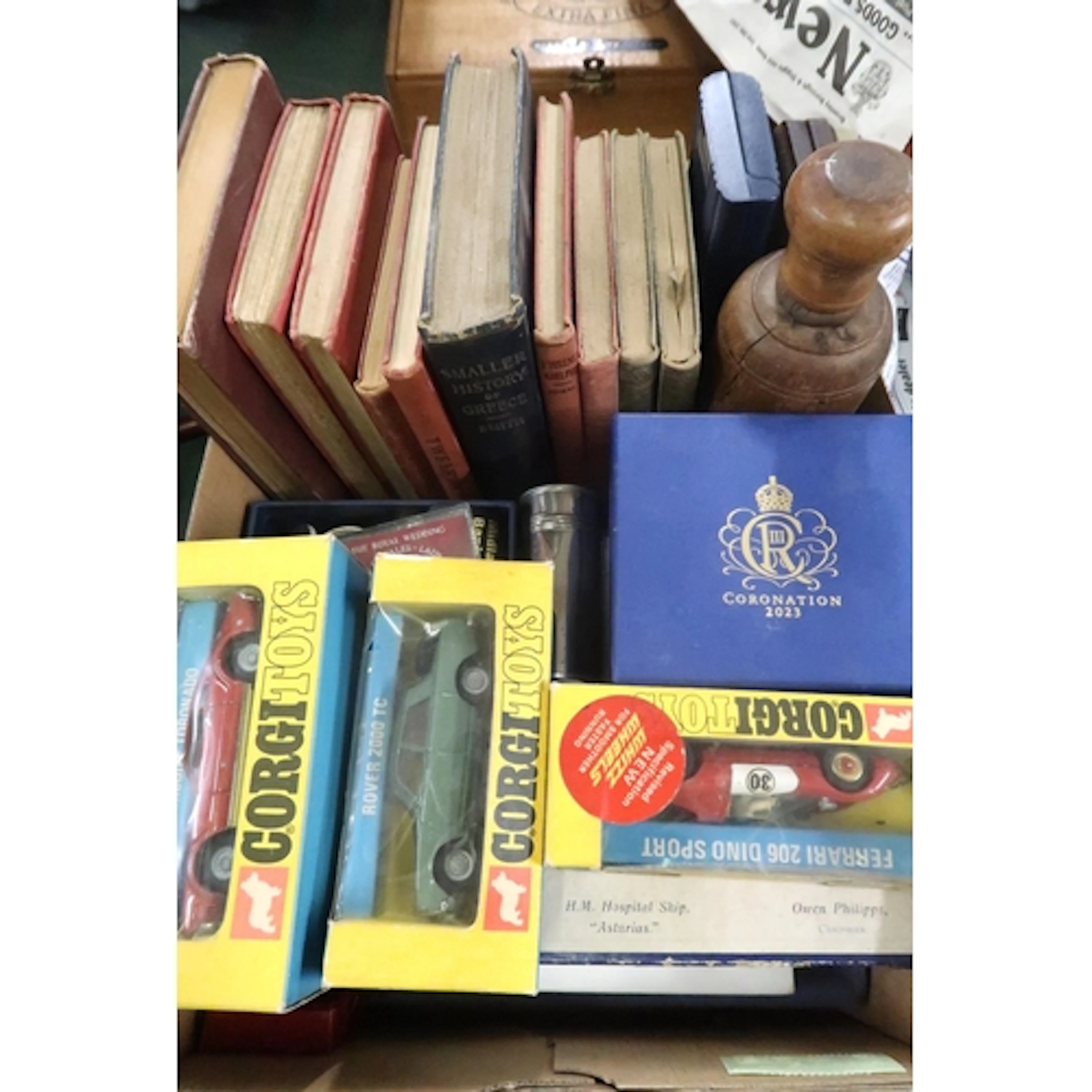 Three boxed Corgi diecast metal model cars, a small quantity...