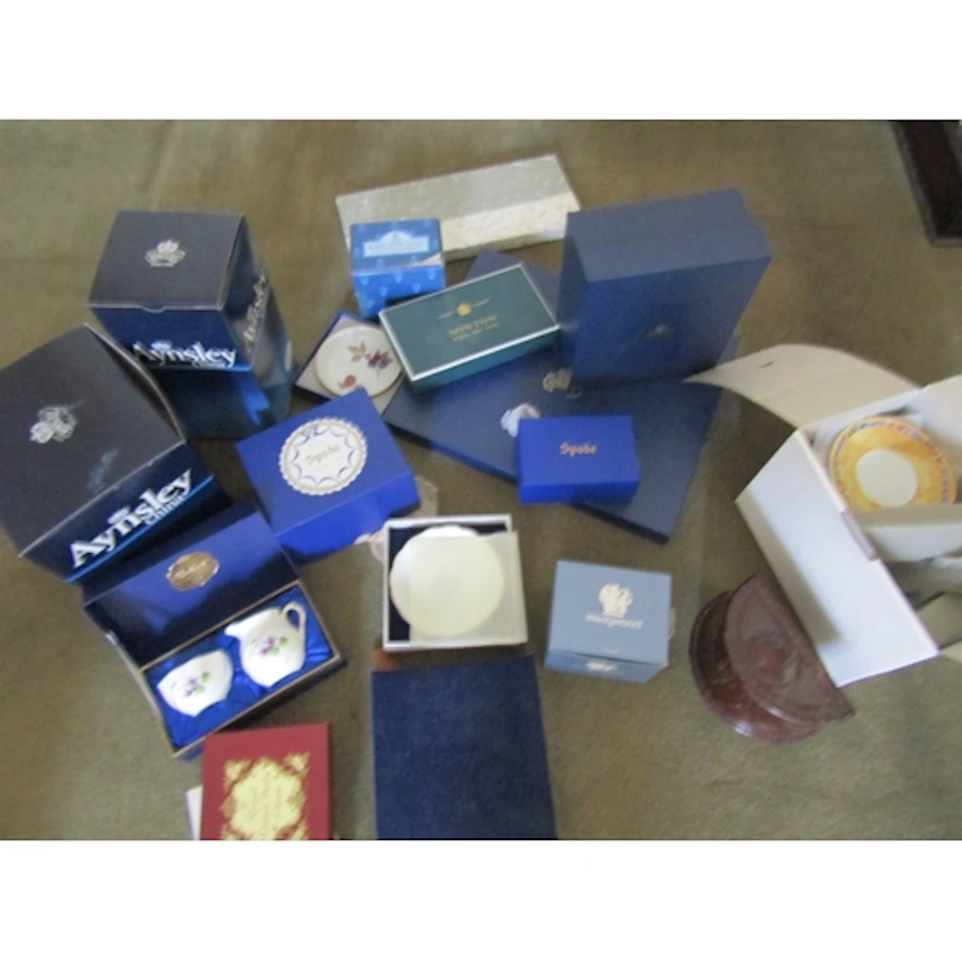 Collection of Various Porcelain Items Including Aynsley, etc...