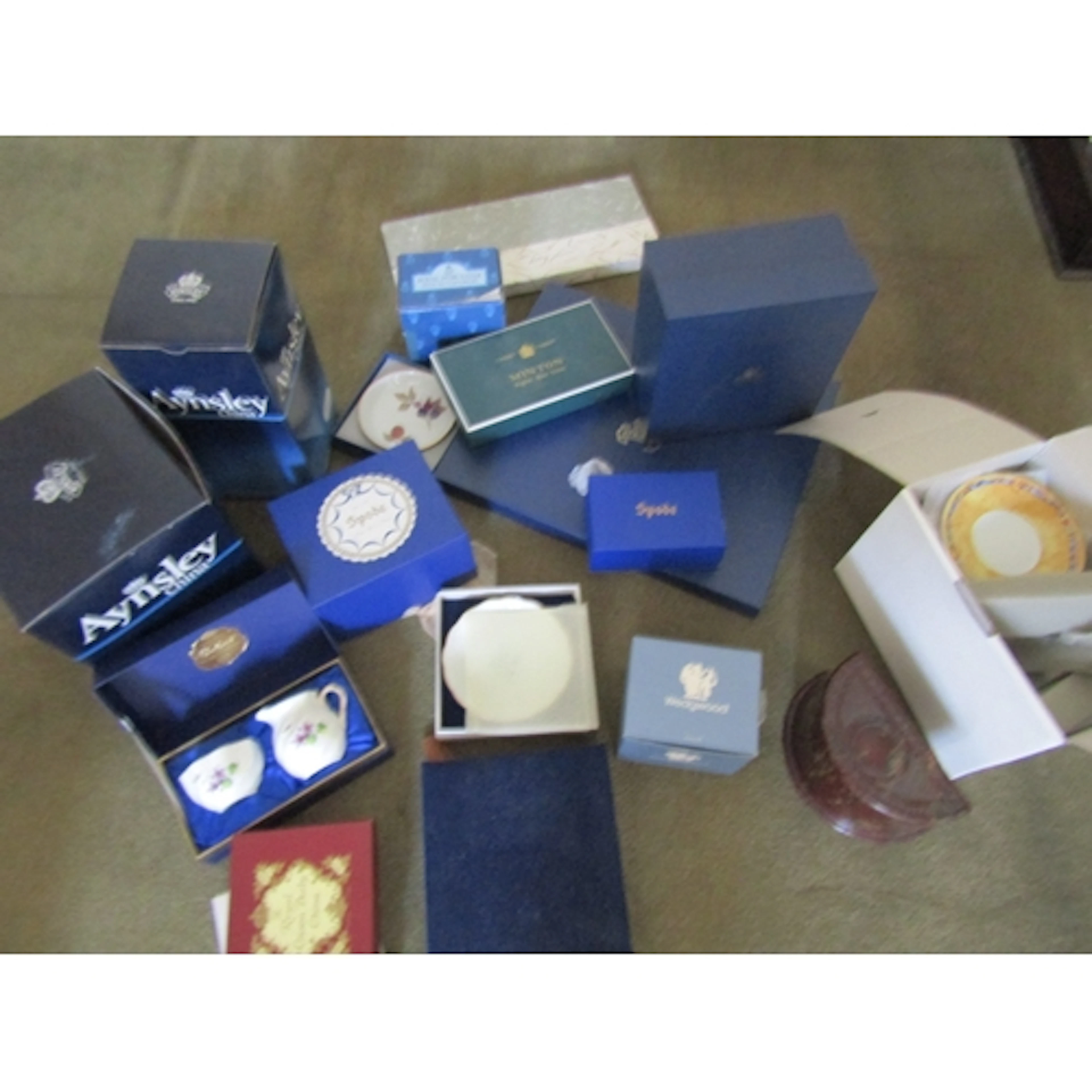 Collection of Various Porcelain Items Including Aynsley, etc...