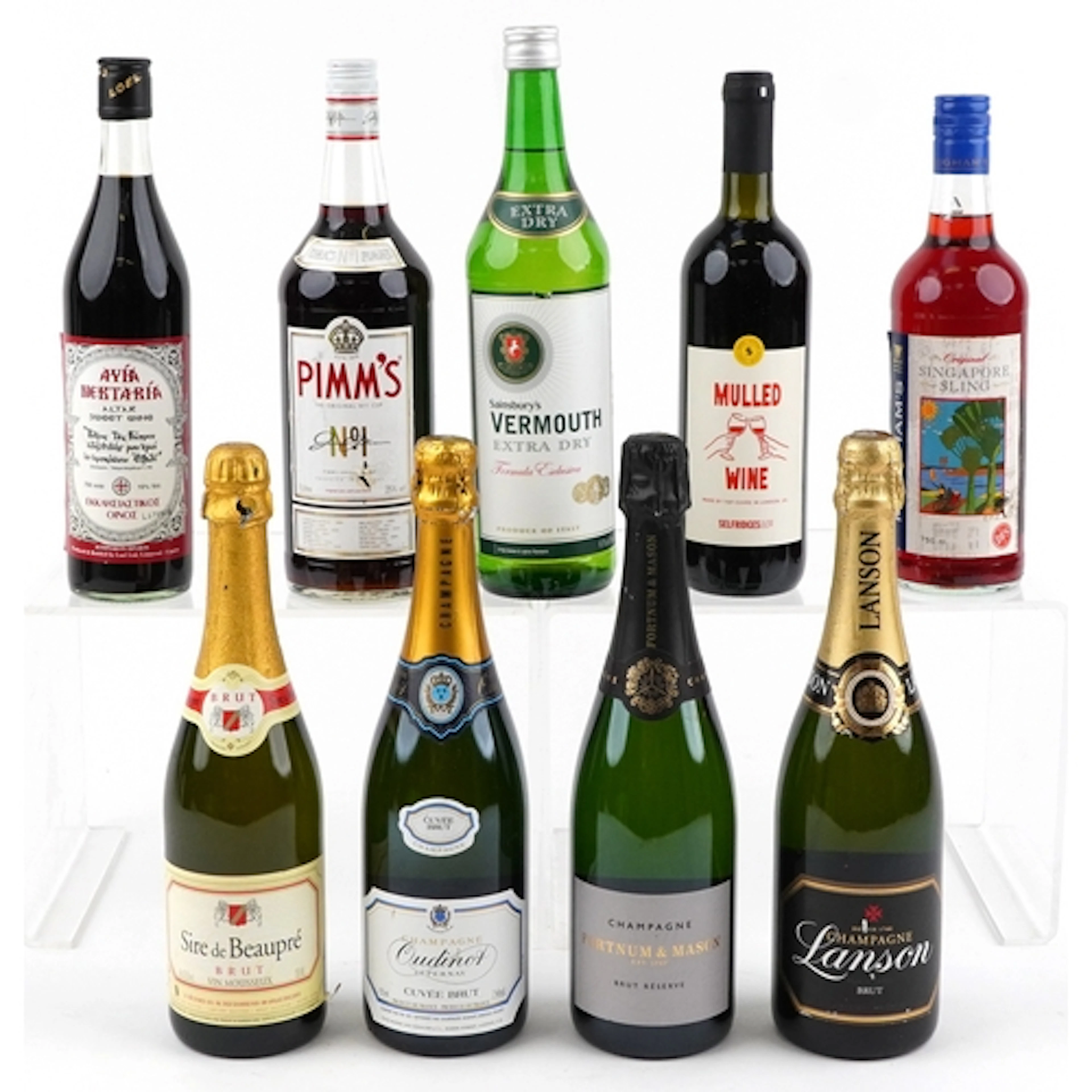 Nine bottles of alcohol including Sire de Beaupré Brut, Lans...