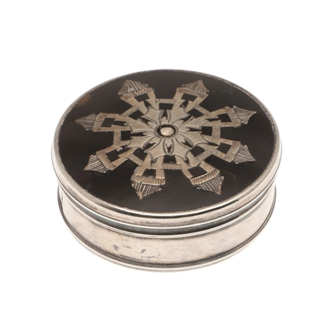 A 19TH CENTURY SILVER PATCH BOX. Of silver and tortoiseshell...