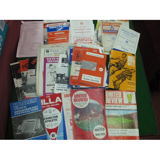 Football Programmes, Reserves - including 70-1 Blackpool v. ...