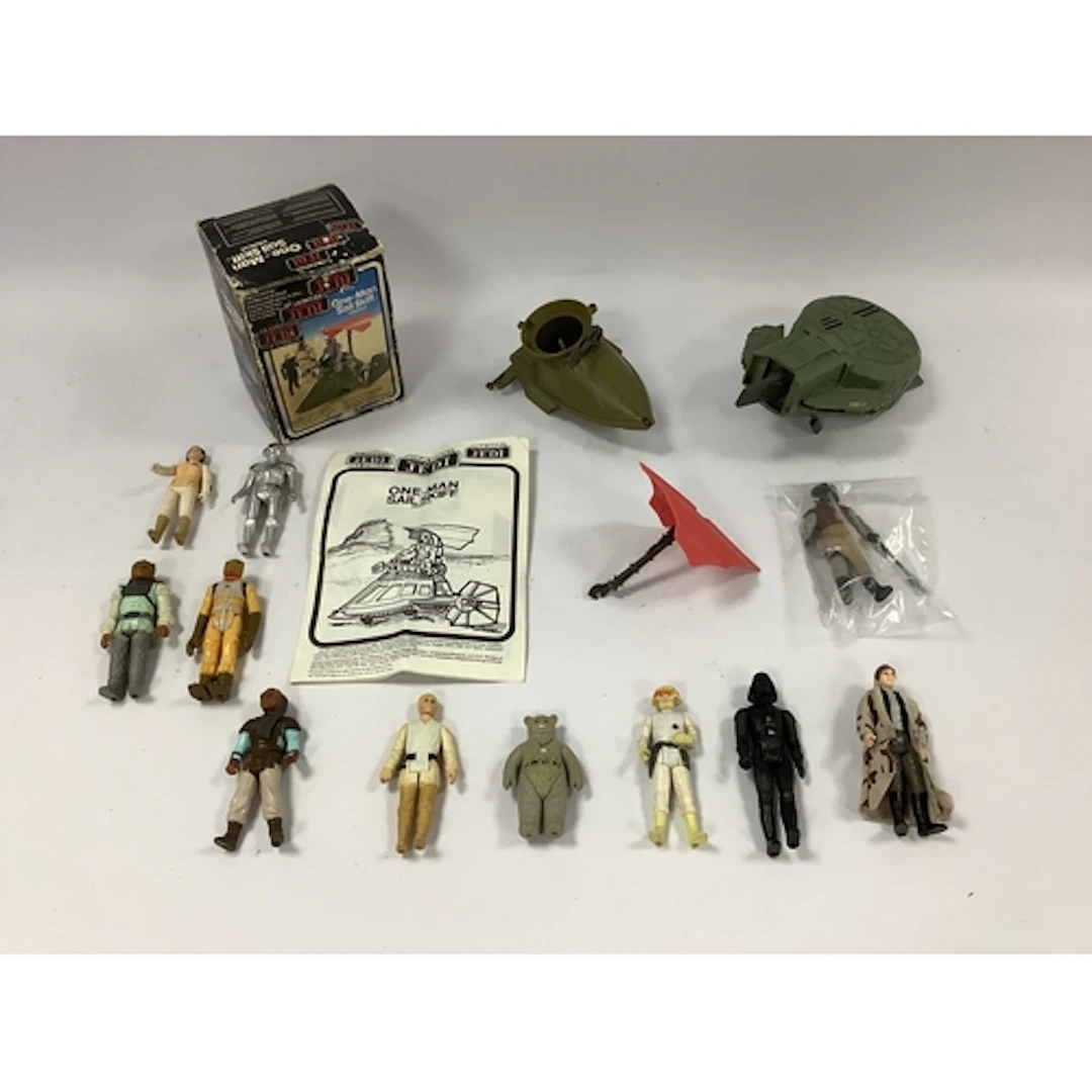 Eleven Original Star Wars Trilogy plastic action figures to ...