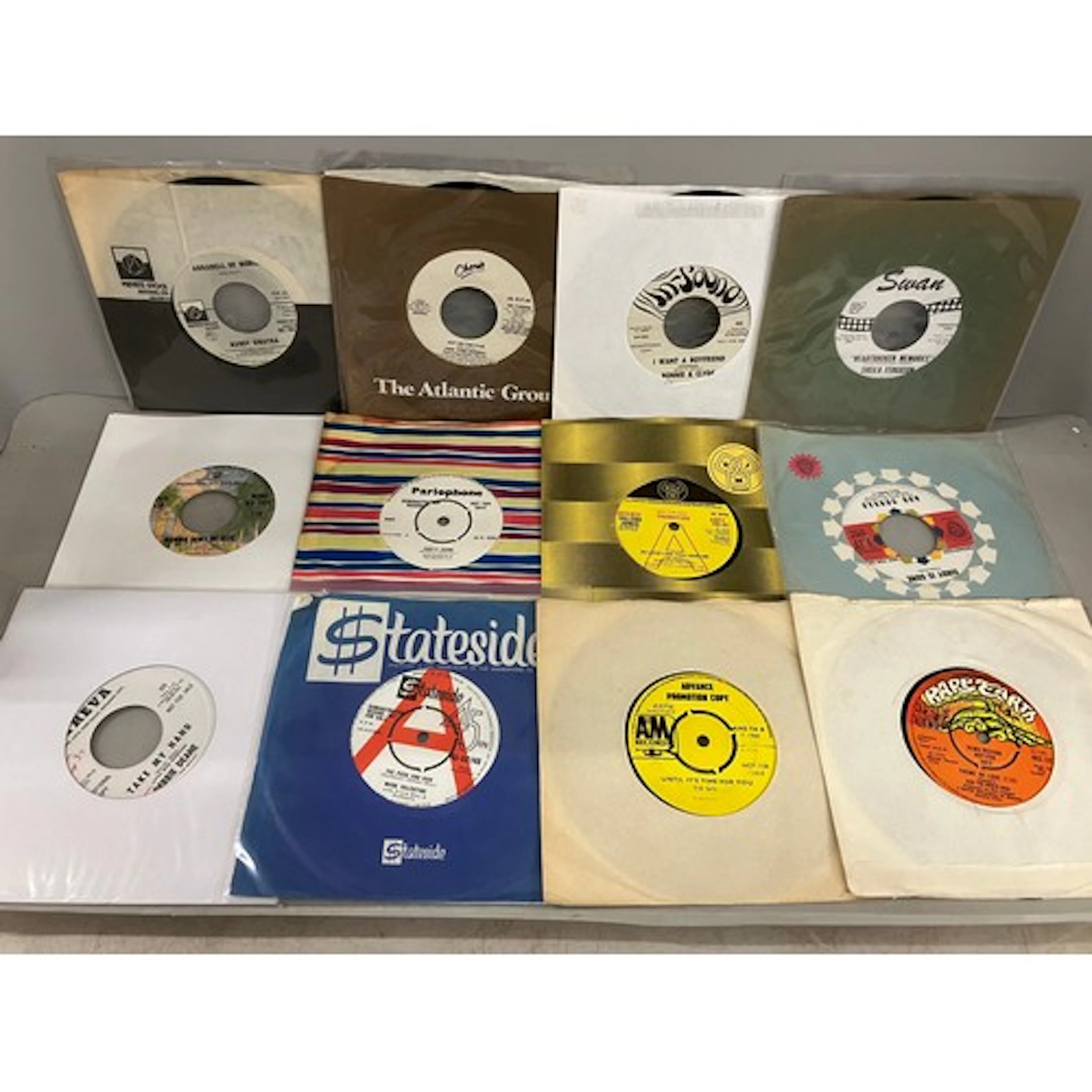 Thirty promotional demo / sample singles to include Motown /...