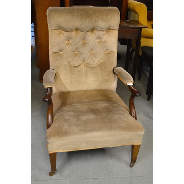 Early 20th Century mahogany and button upholstered Gainsboro...