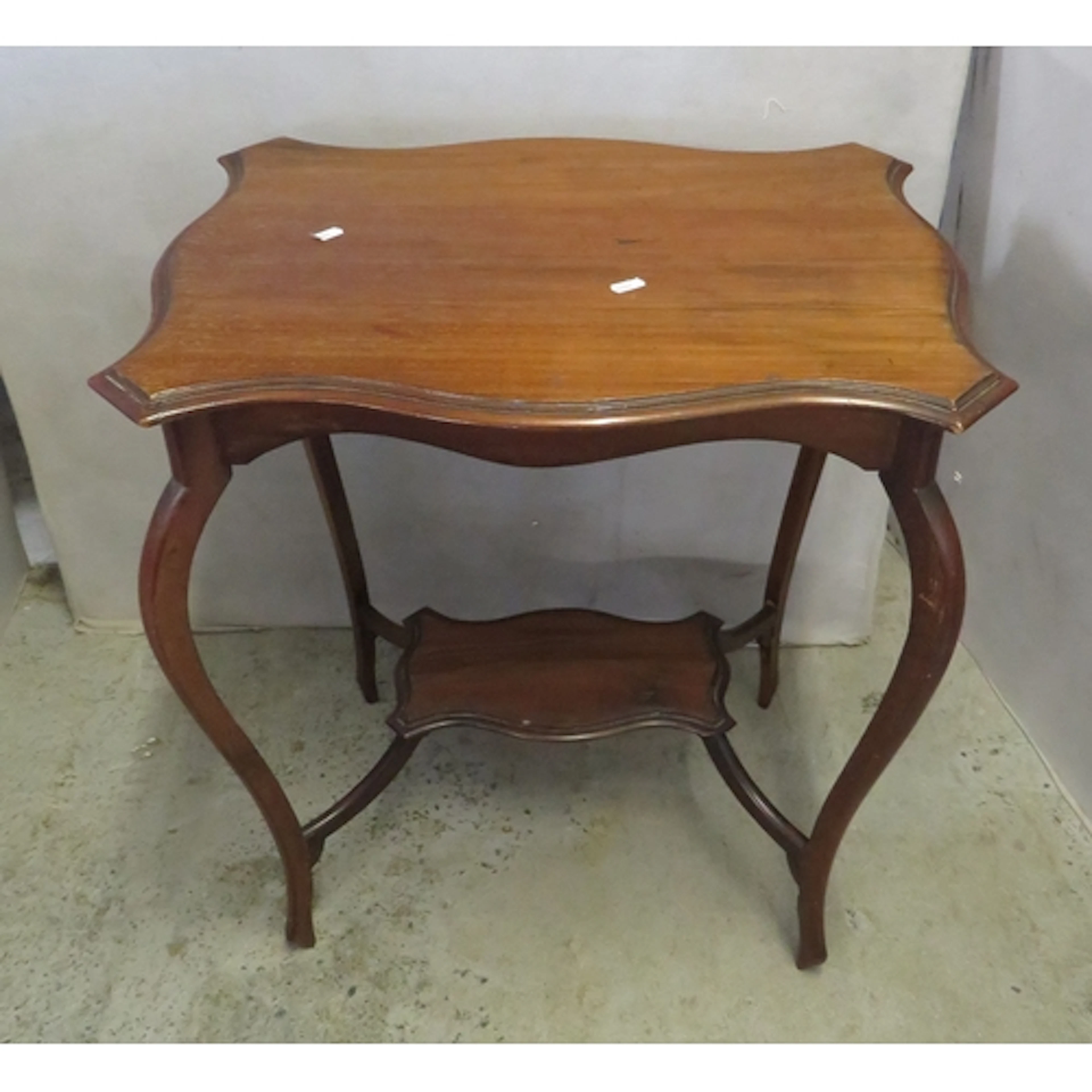 Antique Mahogany 2 Tier Occasional/Side Table, scalloped top...