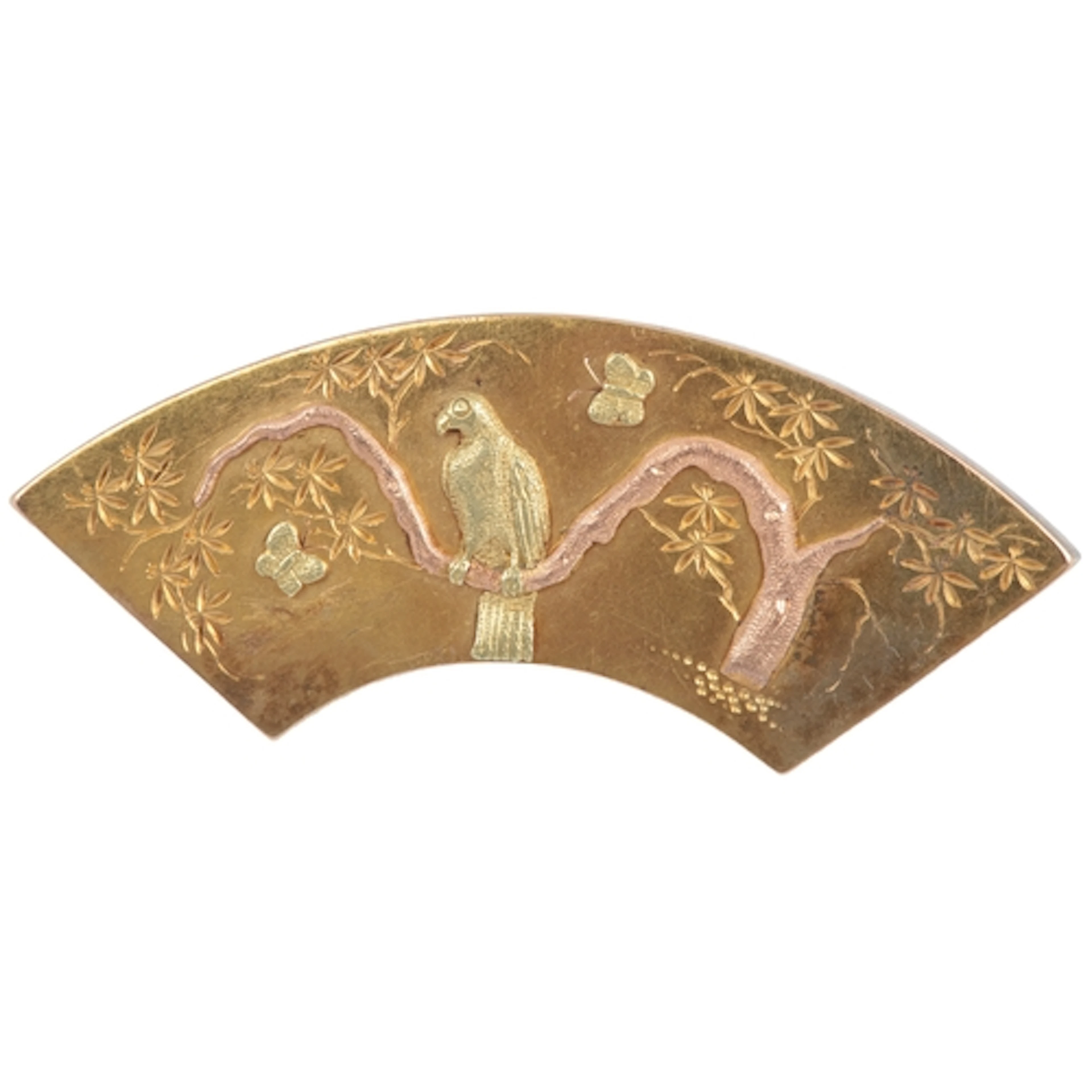A Victorian Japanesque gold brooch, 1880s, designed as a Jap...