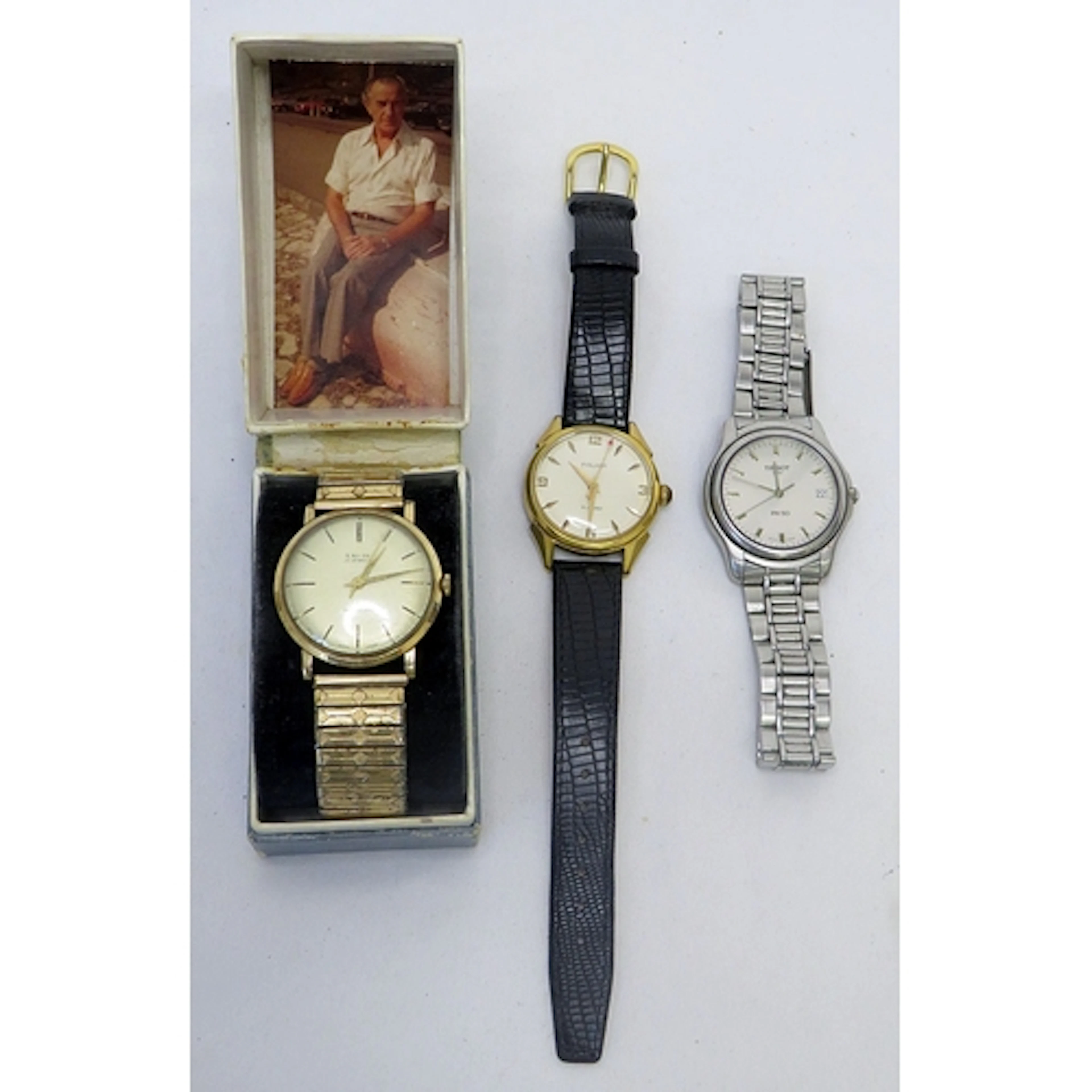 Gents Watches Gilt Talis 17 jewel, baton markers sweep secon...