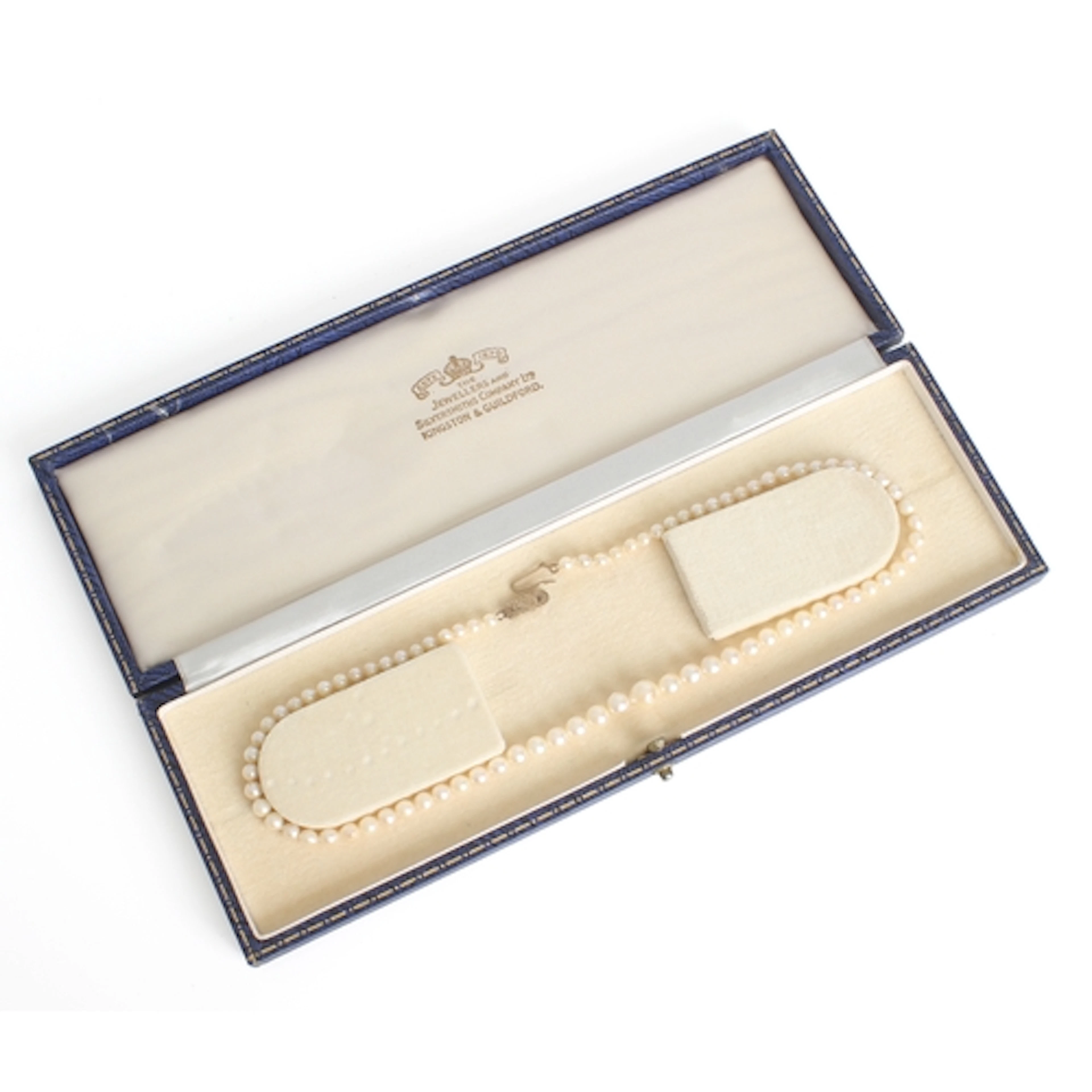 A single strand graduated pearl necklace - with a 9ct gold c...
