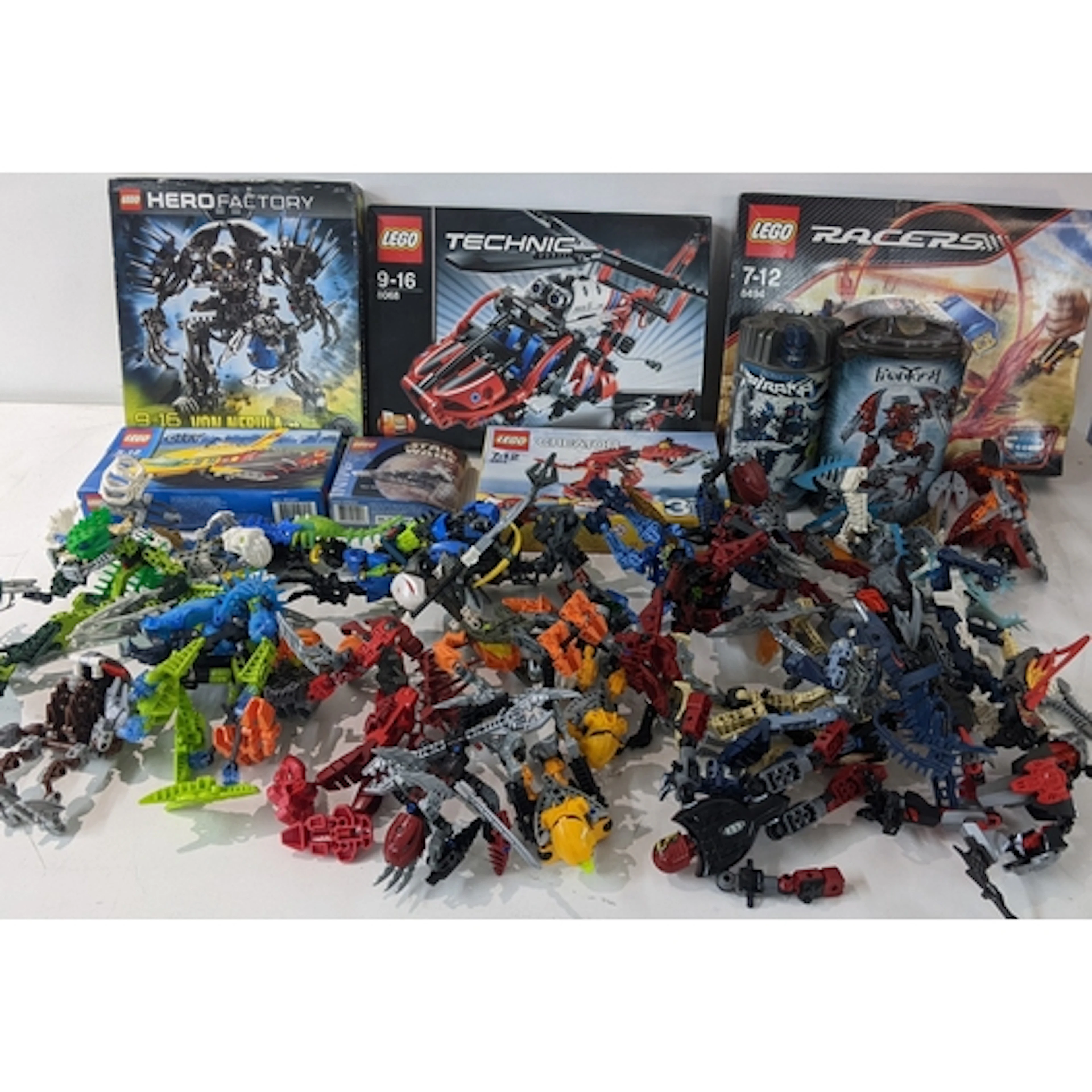A selection of boxed and loose Lego to include Bionicle, Sta...