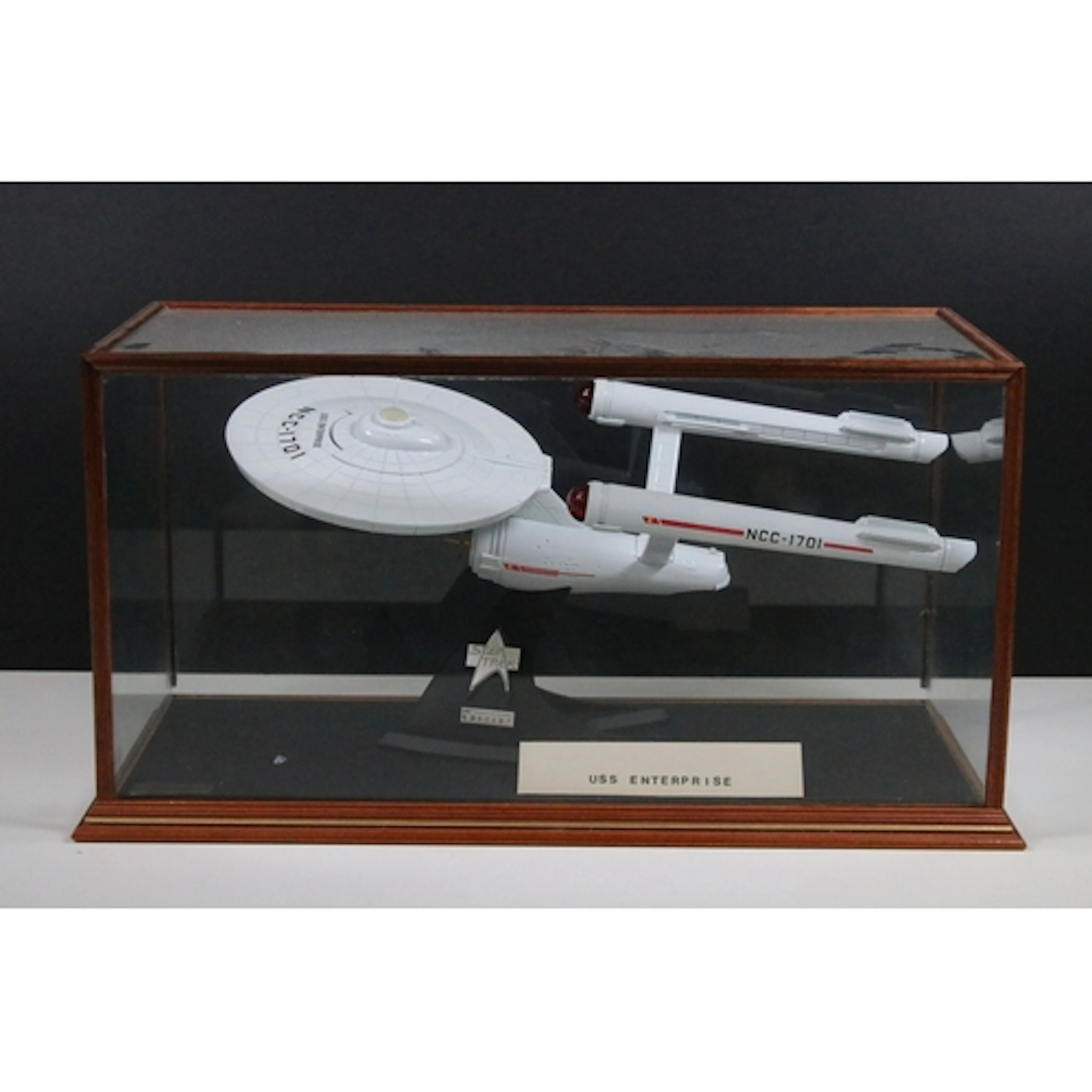 Cased Franklin Mint Precision Models Starship Enterprise The...
