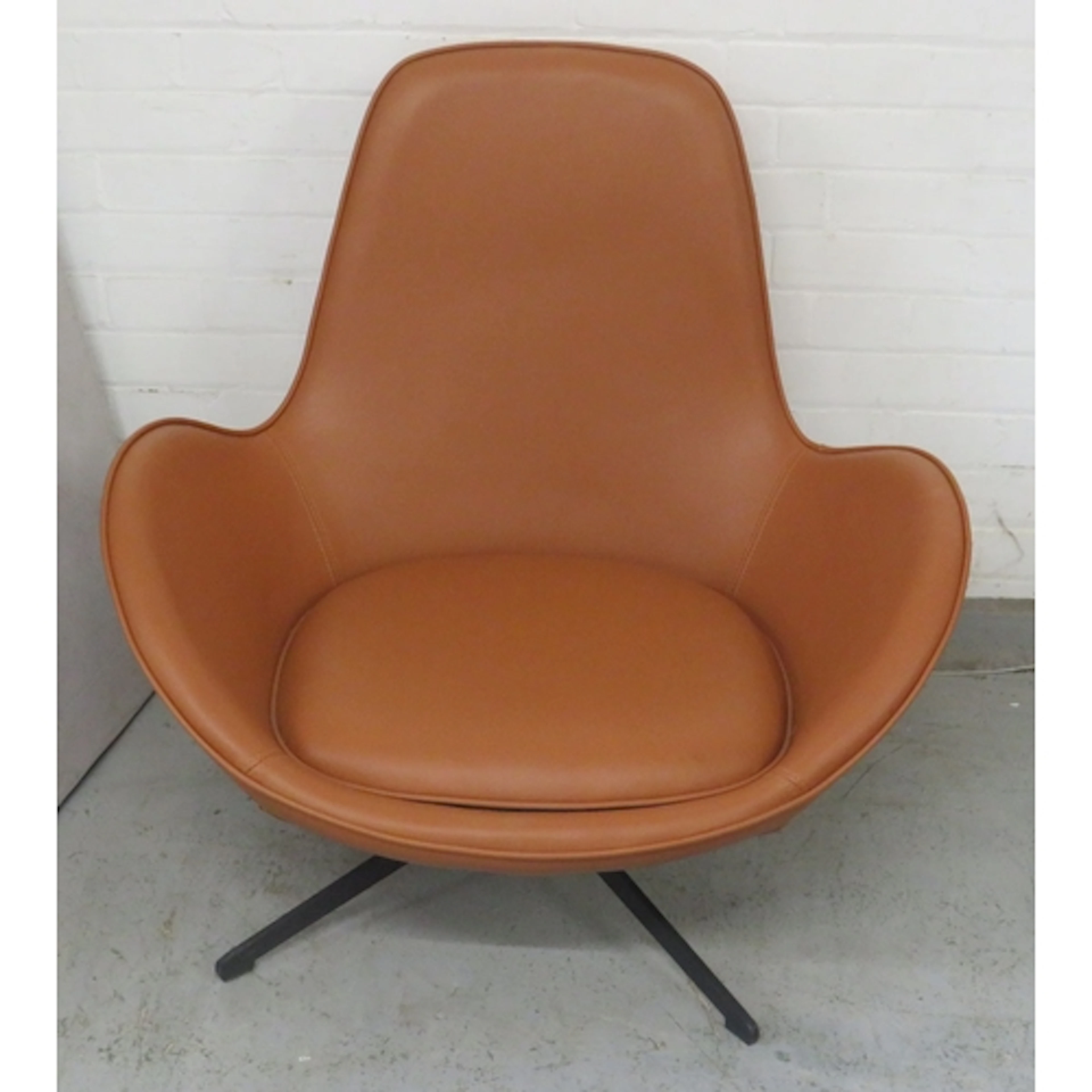Egg Chair in brown leather with metal swivel base